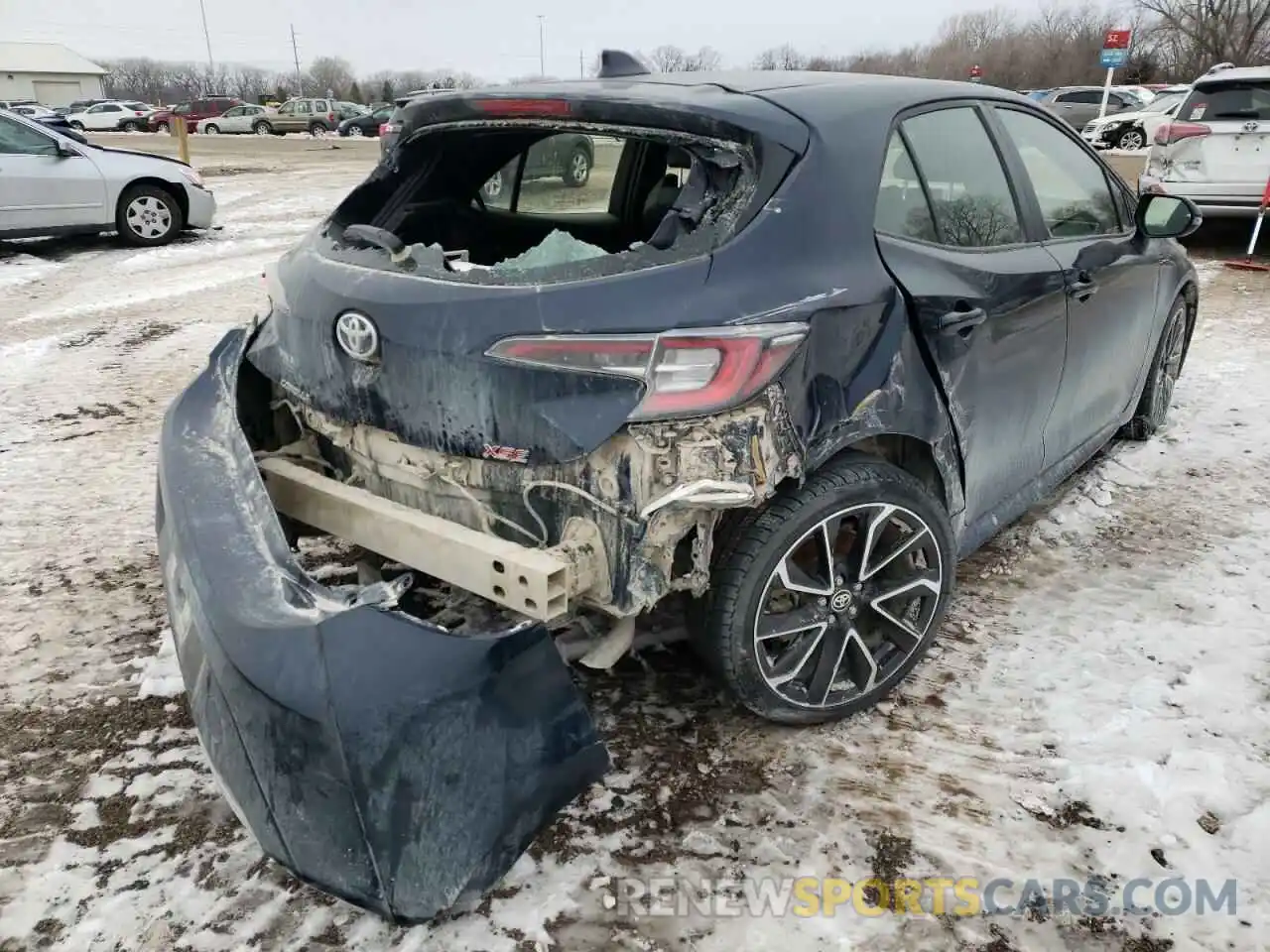 4 Photograph of a damaged car JTNK4RBE5K3060461 TOYOTA COROLLA 2019