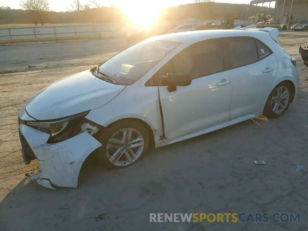 1 Photograph of a damaged car JTNK4RBE5K3061688 TOYOTA COROLLA 2019