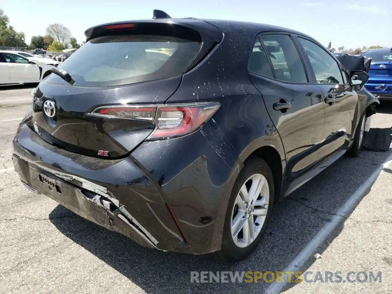 4 Photograph of a damaged car JTNK4RBE5K3067670 TOYOTA COROLLA 2019