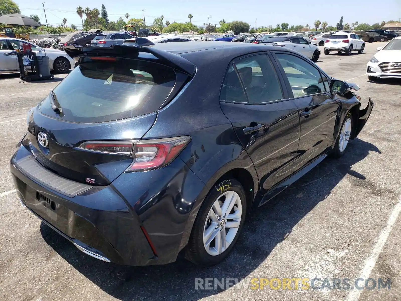 4 Photograph of a damaged car JTNK4RBE6K3003850 TOYOTA COROLLA 2019