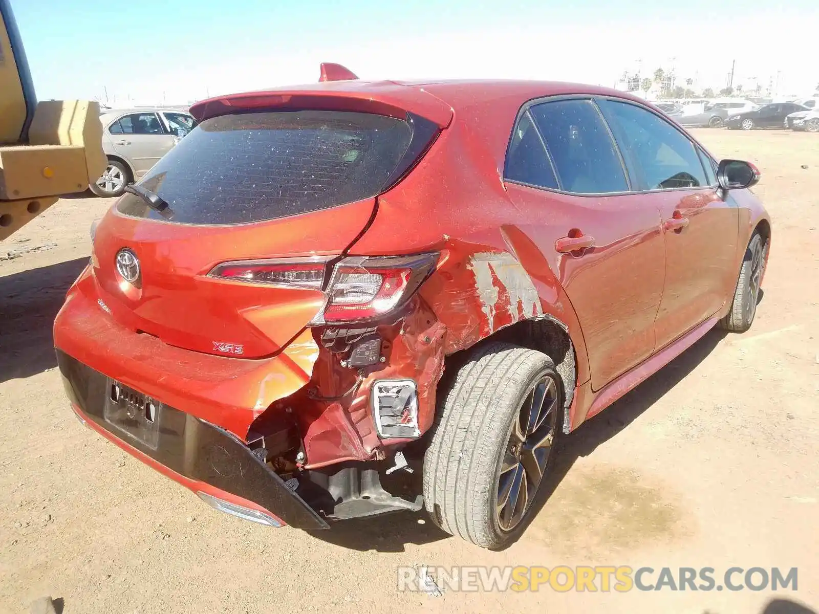 4 Photograph of a damaged car JTNK4RBE6K3010944 TOYOTA COROLLA 2019