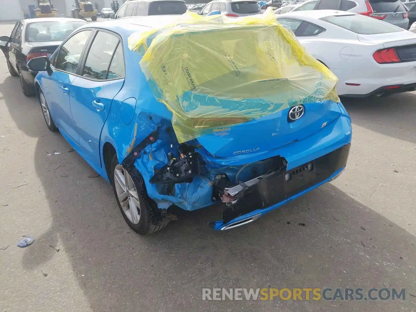 3 Photograph of a damaged car JTNK4RBE6K3011642 TOYOTA COROLLA 2019