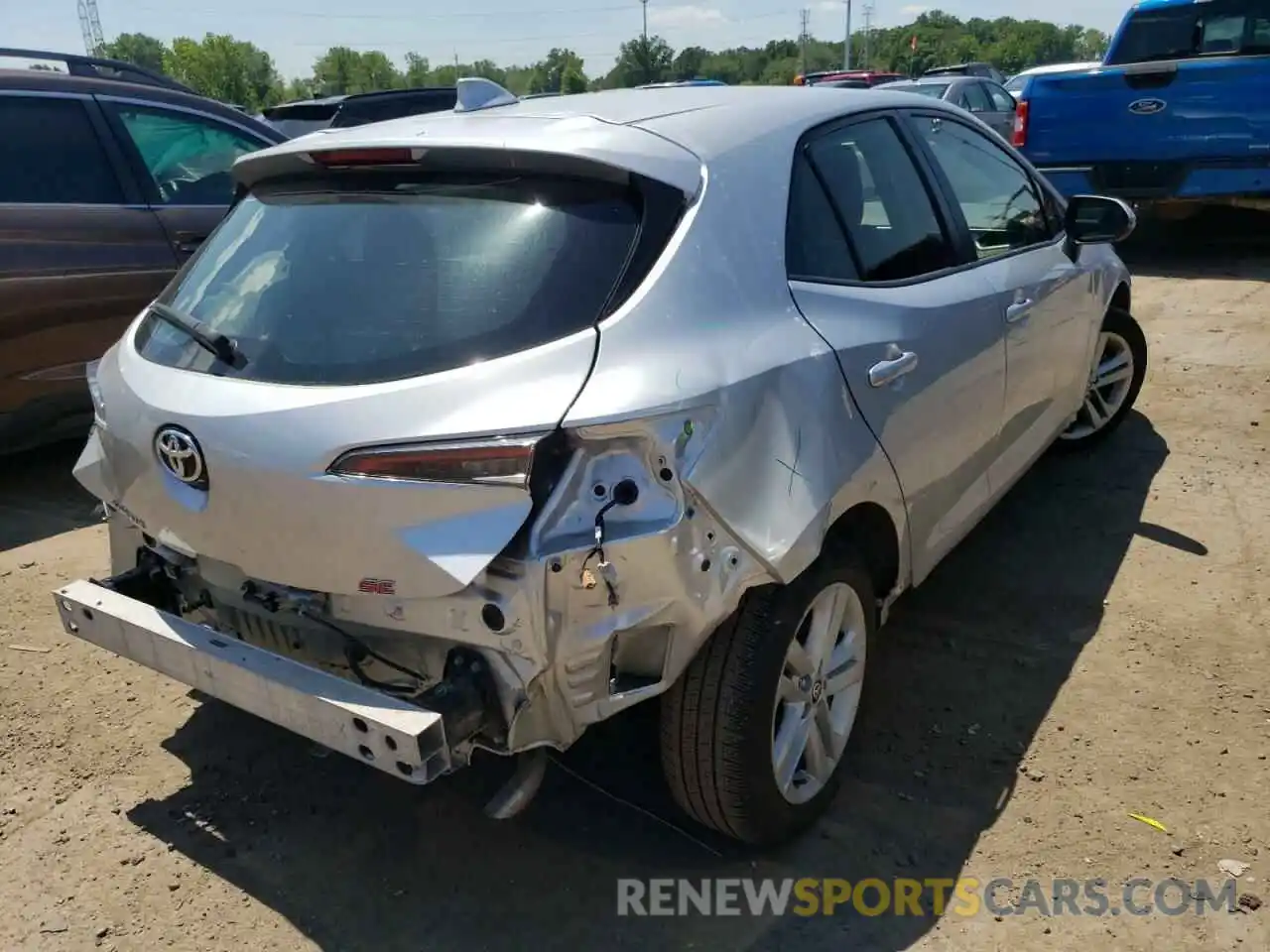 4 Photograph of a damaged car JTNK4RBE6K3016985 TOYOTA COROLLA 2019