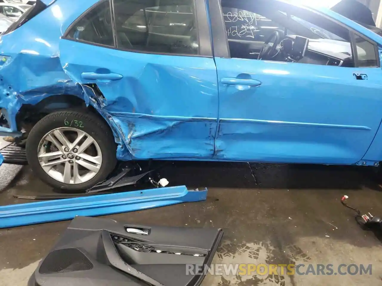 9 Photograph of a damaged car JTNK4RBE6K3017425 TOYOTA COROLLA 2019