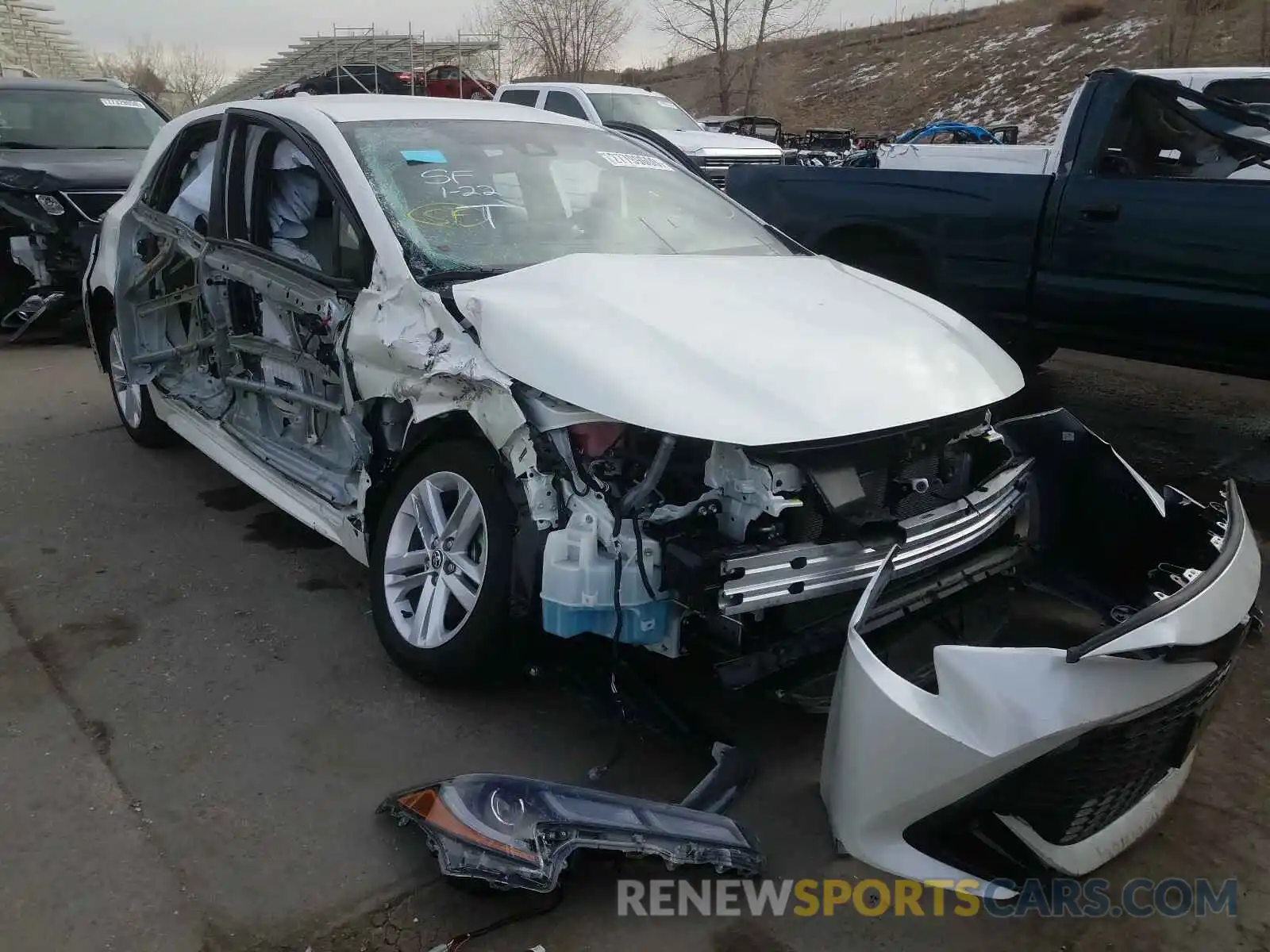 1 Photograph of a damaged car JTNK4RBE6K3019238 TOYOTA COROLLA 2019