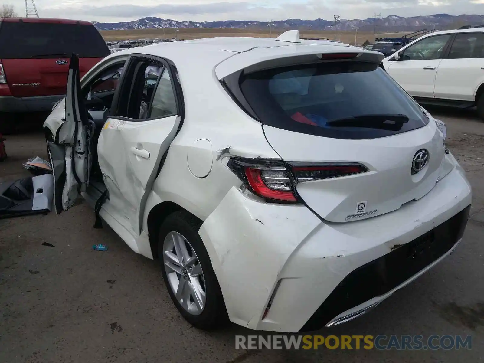 3 Photograph of a damaged car JTNK4RBE6K3019238 TOYOTA COROLLA 2019