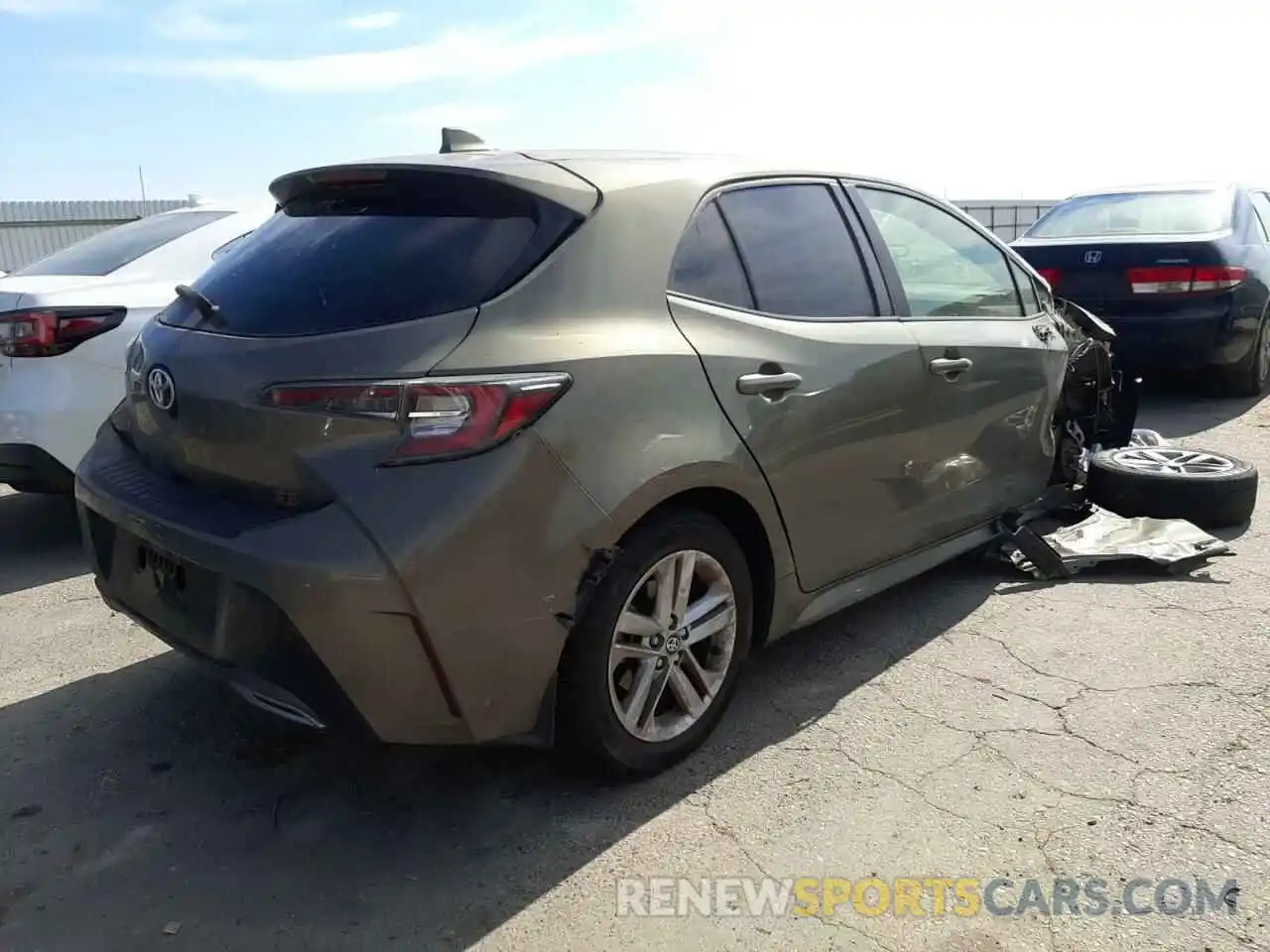 4 Photograph of a damaged car JTNK4RBE6K3034757 TOYOTA COROLLA 2019