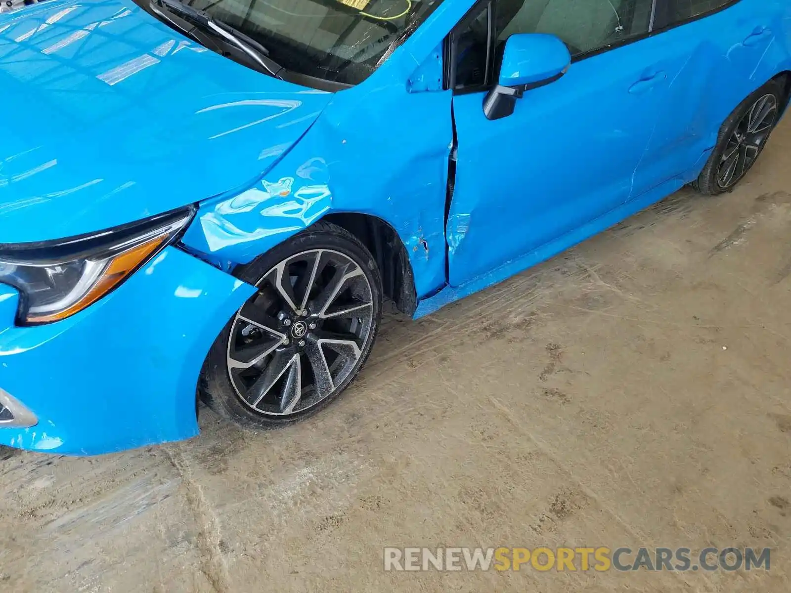 9 Photograph of a damaged car JTNK4RBE6K3047492 TOYOTA COROLLA 2019