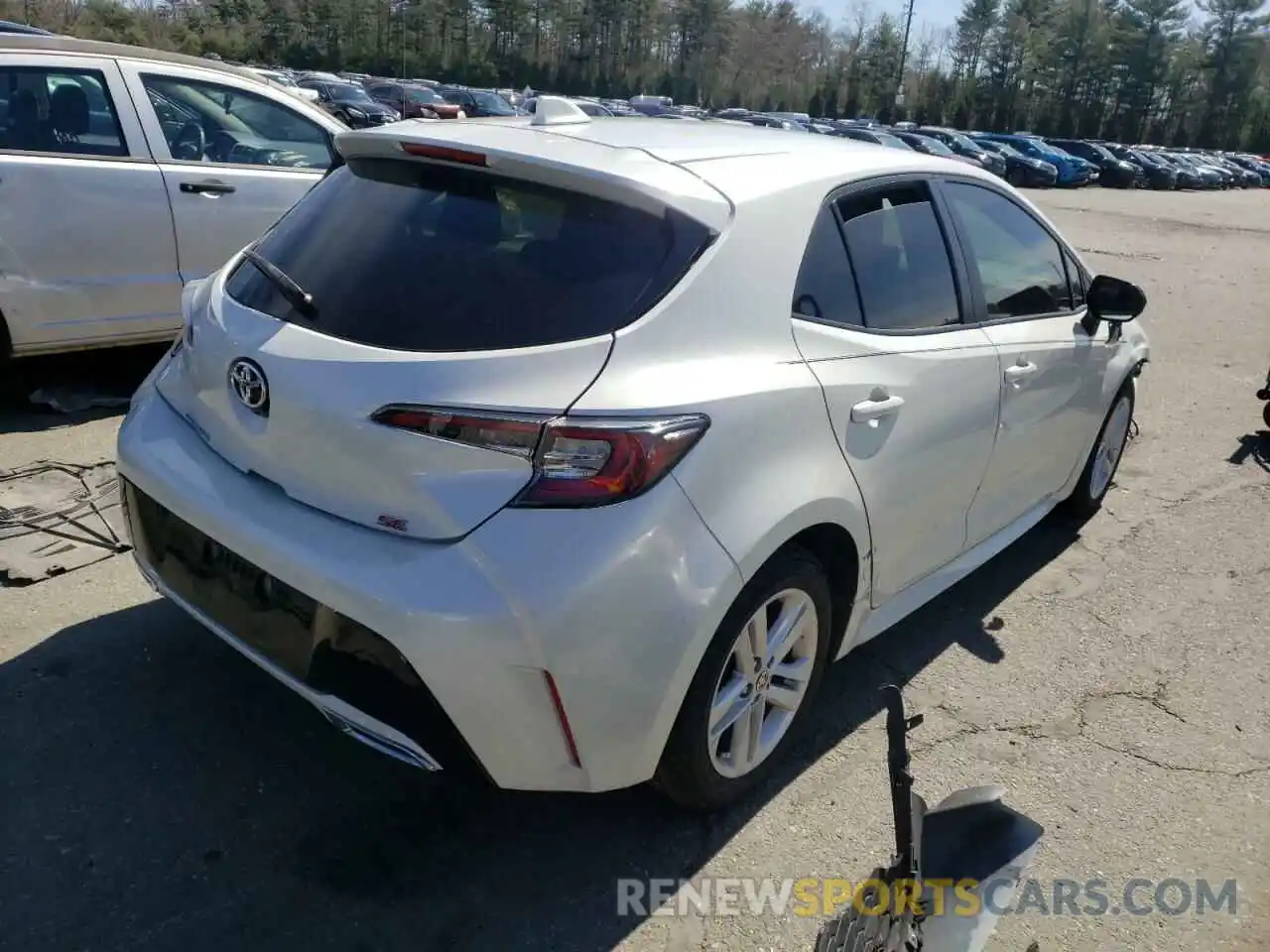 4 Photograph of a damaged car JTNK4RBE6K3068844 TOYOTA COROLLA 2019