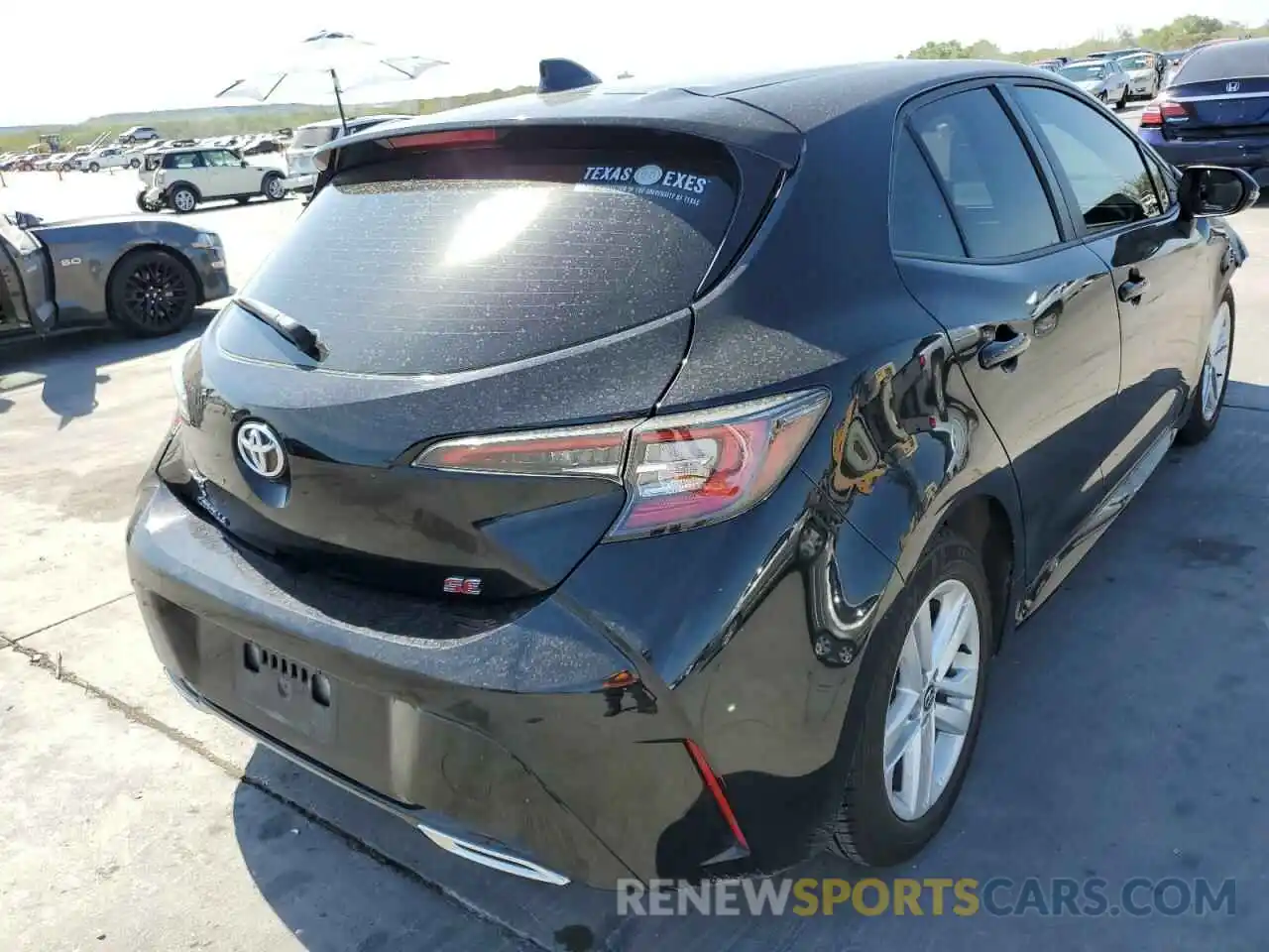 4 Photograph of a damaged car JTNK4RBE6K3070917 TOYOTA COROLLA 2019