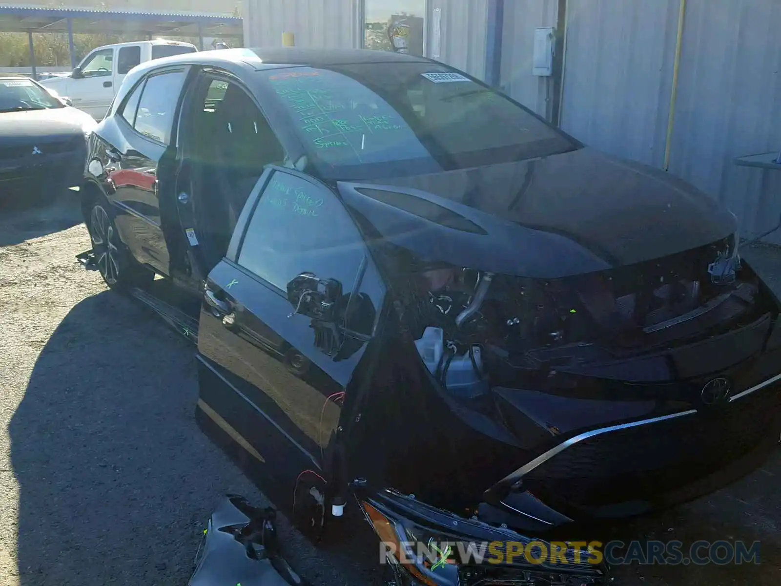 1 Photograph of a damaged car JTNK4RBE7K3007244 TOYOTA COROLLA 2019