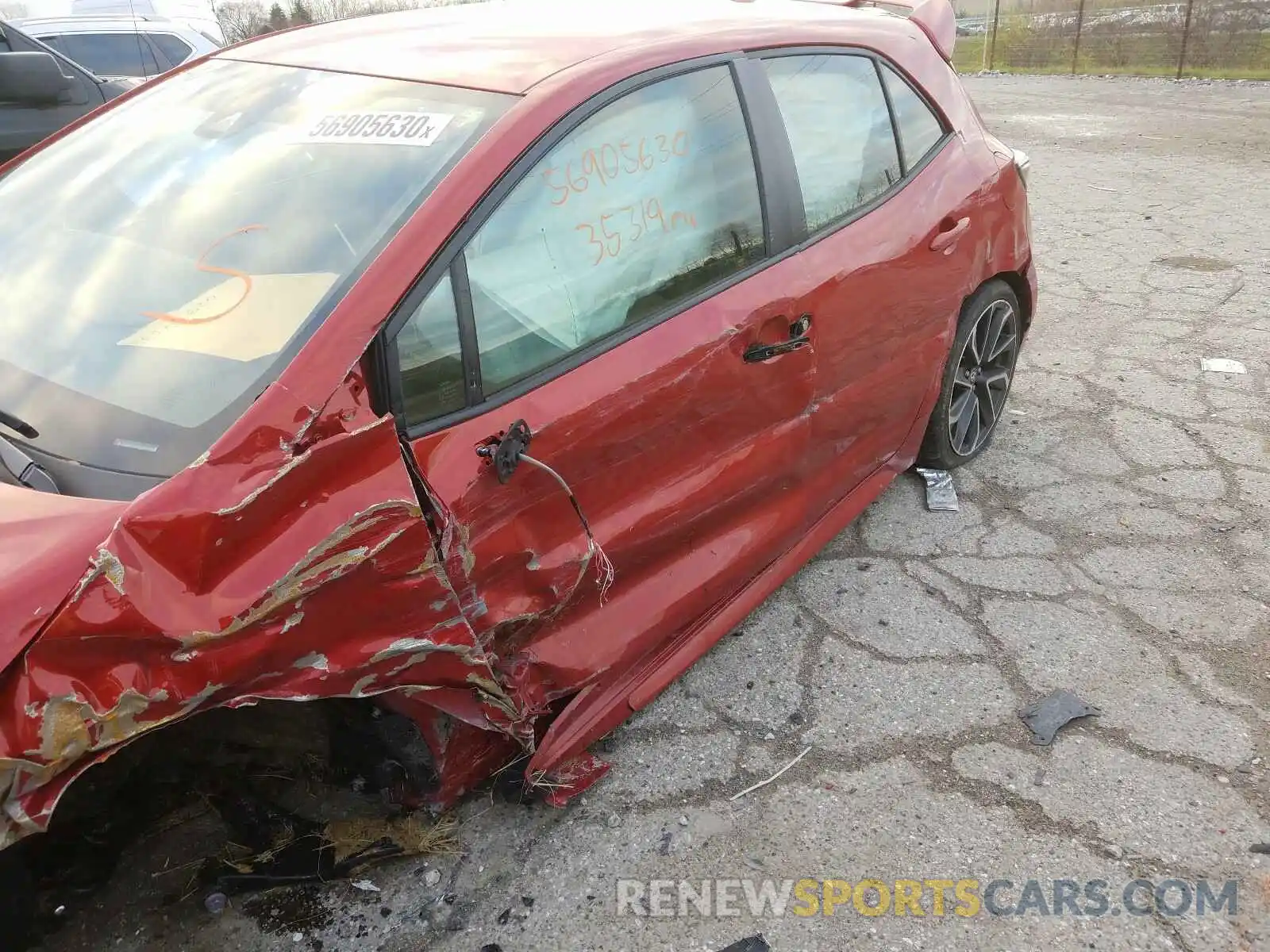 10 Photograph of a damaged car JTNK4RBE7K3010998 TOYOTA COROLLA 2019