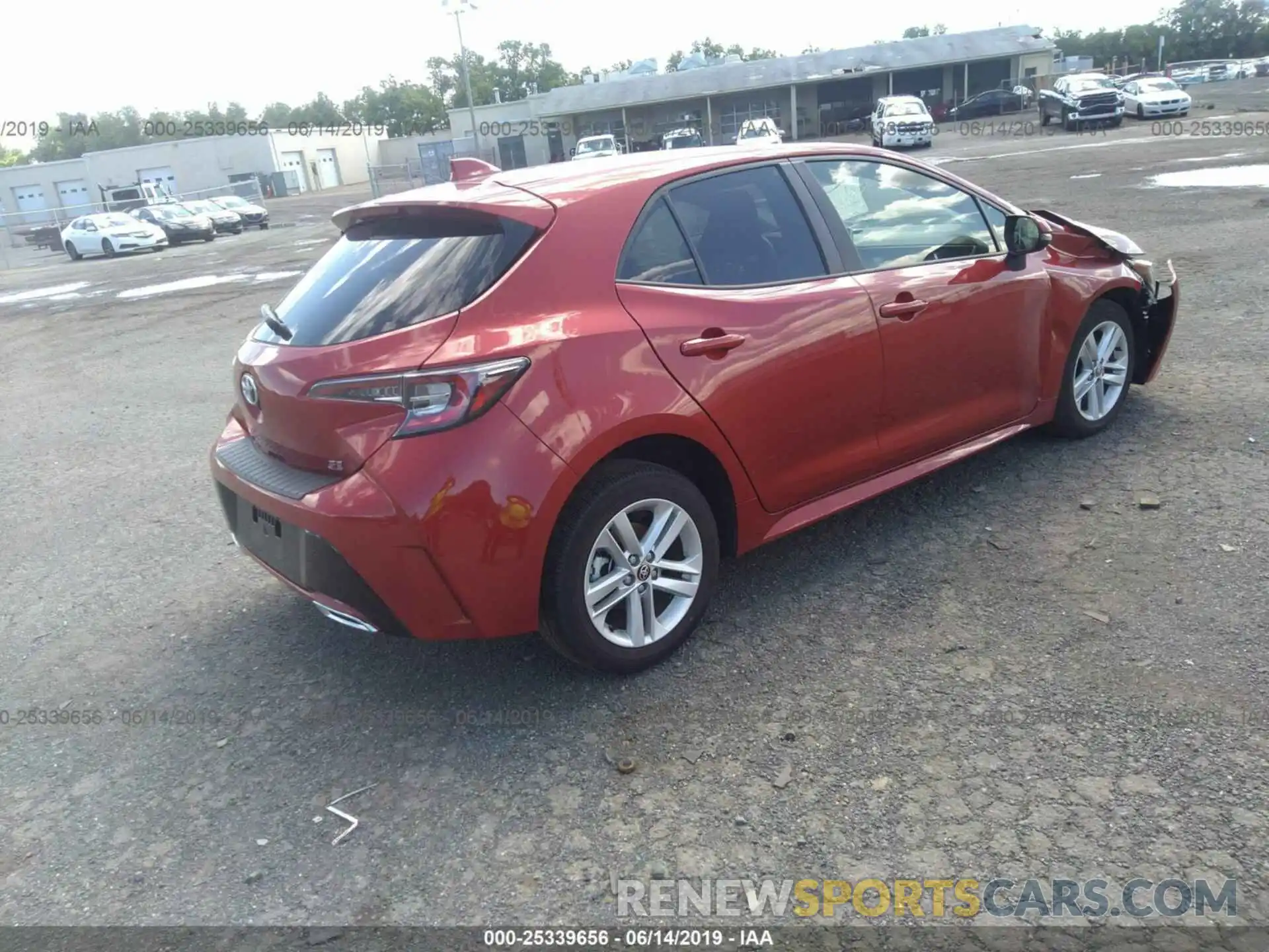 4 Photograph of a damaged car JTNK4RBE7K3015909 TOYOTA COROLLA 2019