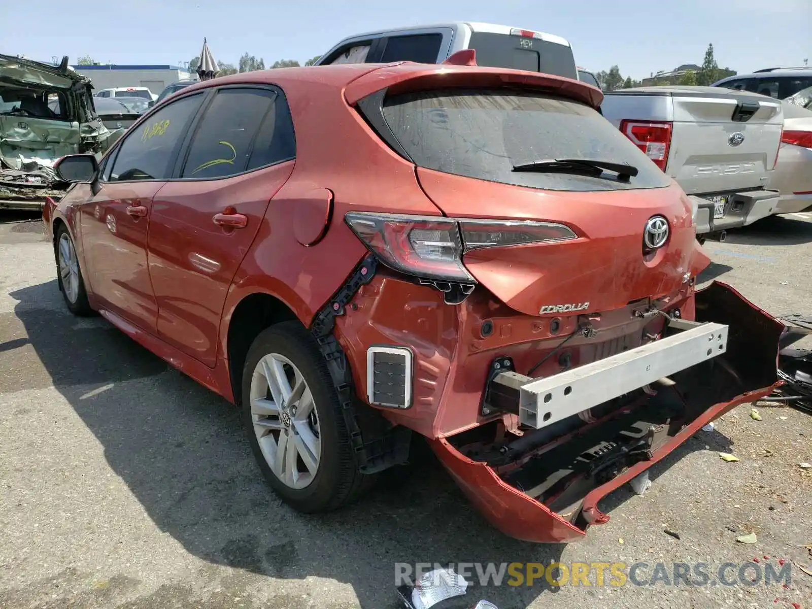 3 Фотография поврежденного автомобиля JTNK4RBE7K3020446 TOYOTA COROLLA 2019