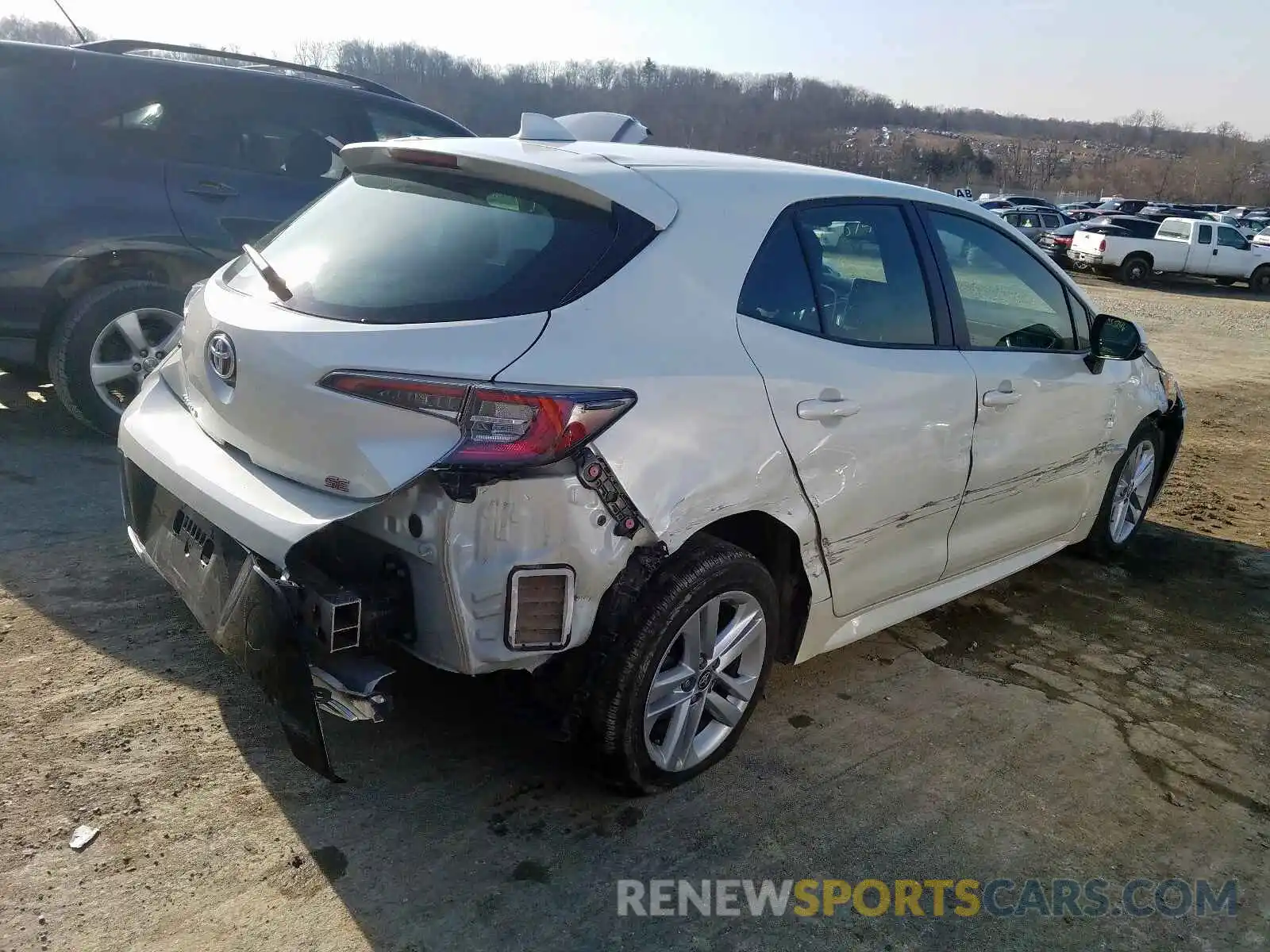 4 Photograph of a damaged car JTNK4RBE7K3025923 TOYOTA COROLLA 2019