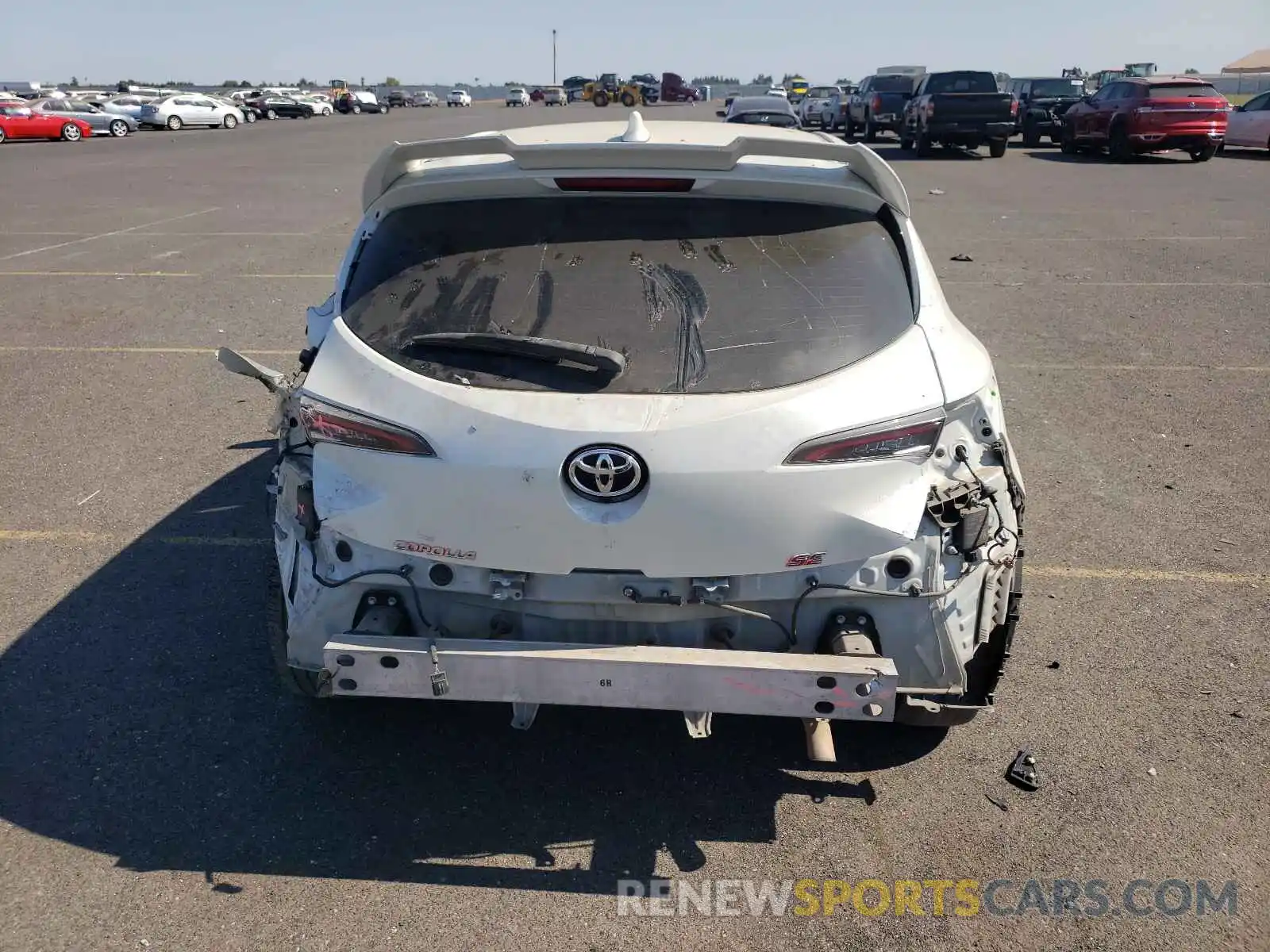 9 Photograph of a damaged car JTNK4RBE8K3009195 TOYOTA COROLLA 2019