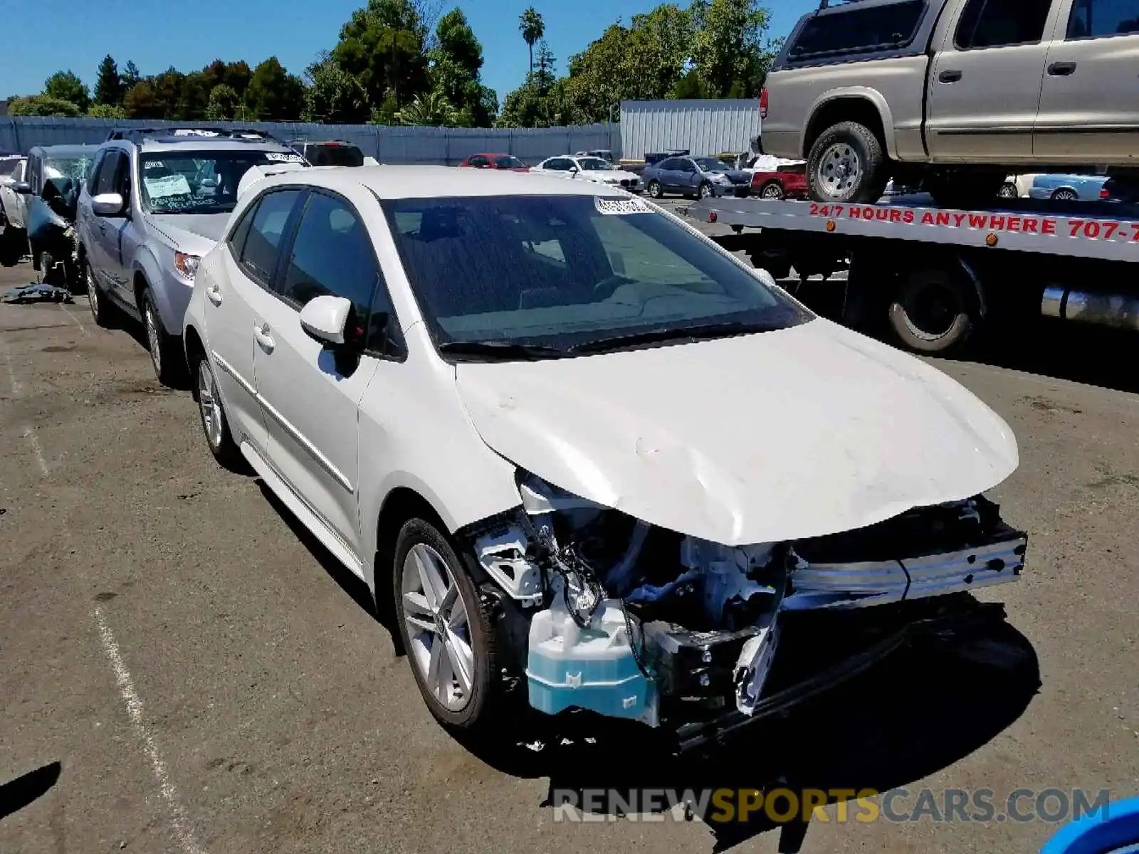 1 Photograph of a damaged car JTNK4RBE8K3010525 TOYOTA COROLLA 2019