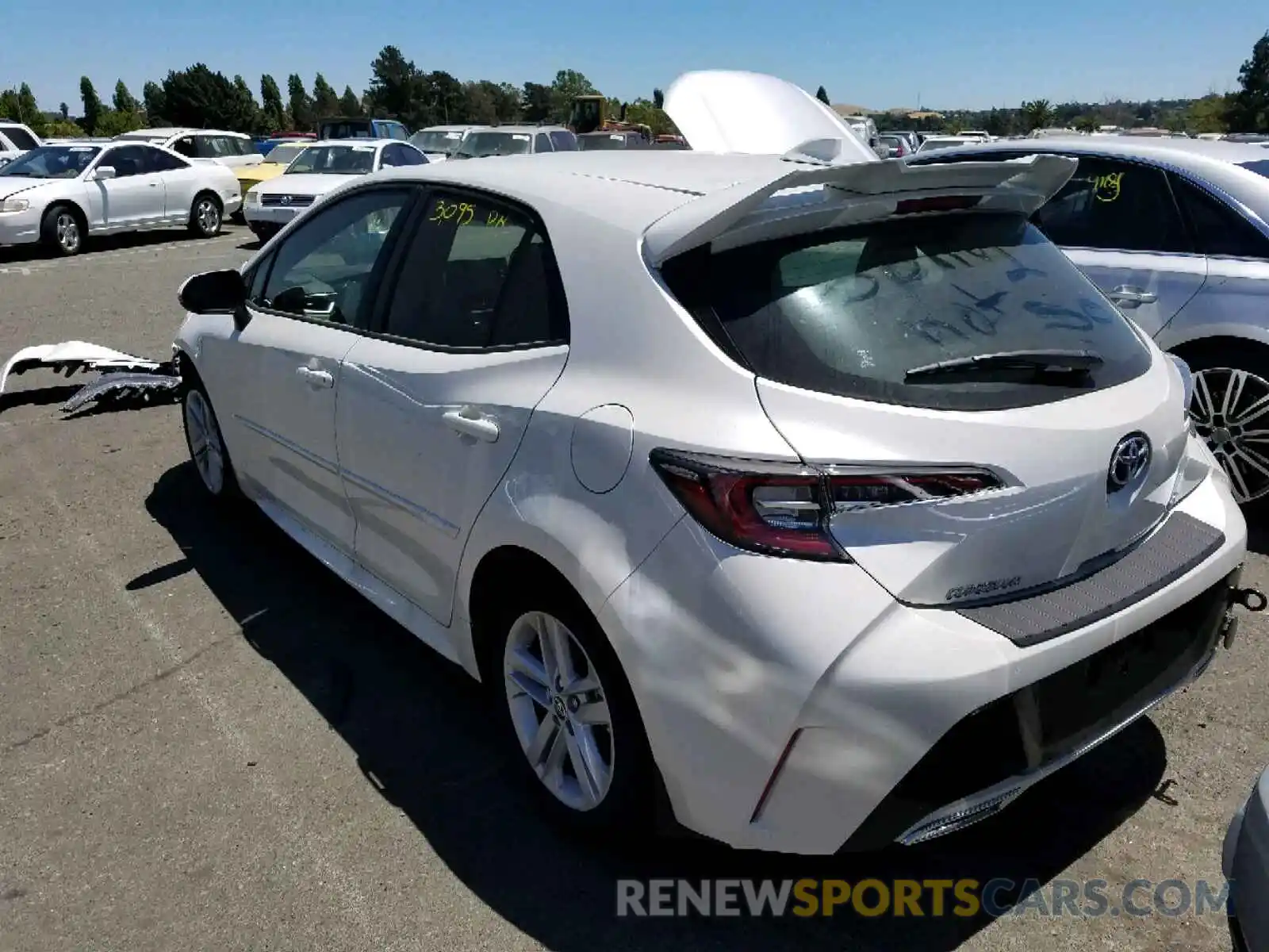 3 Photograph of a damaged car JTNK4RBE8K3010525 TOYOTA COROLLA 2019