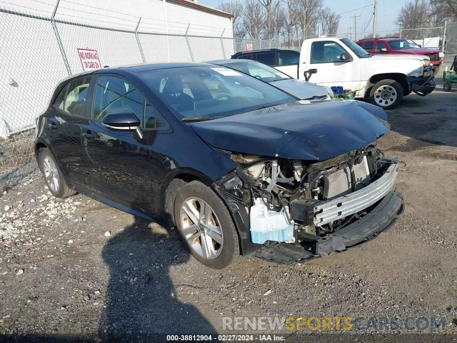 1 Photograph of a damaged car JTNK4RBE8K3019905 TOYOTA COROLLA 2019