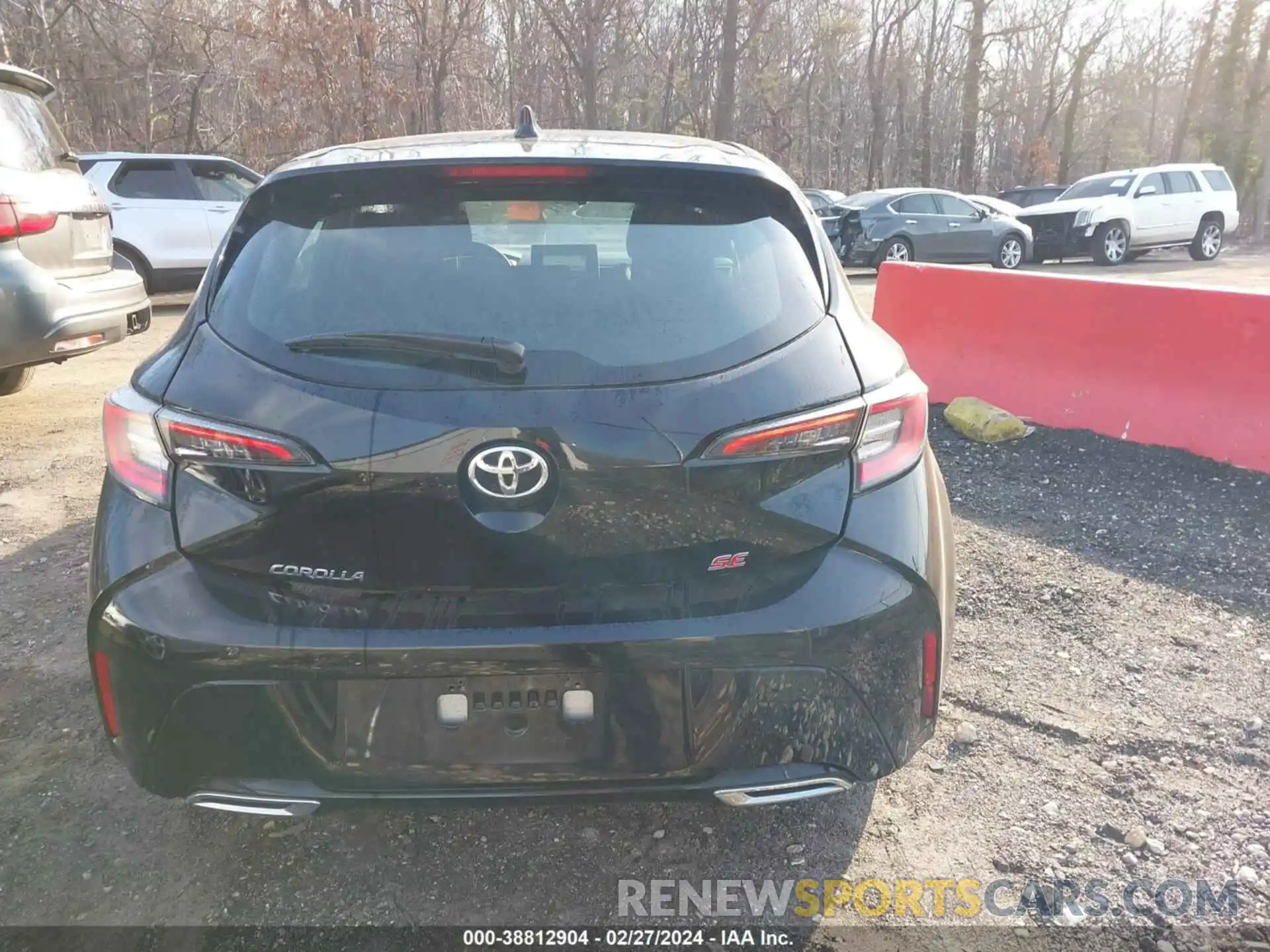 17 Photograph of a damaged car JTNK4RBE8K3019905 TOYOTA COROLLA 2019