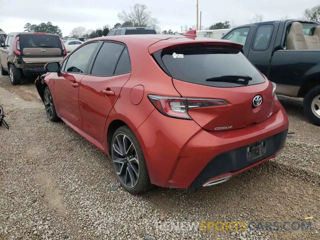 3 Photograph of a damaged car JTNK4RBE8K3021394 TOYOTA COROLLA 2019