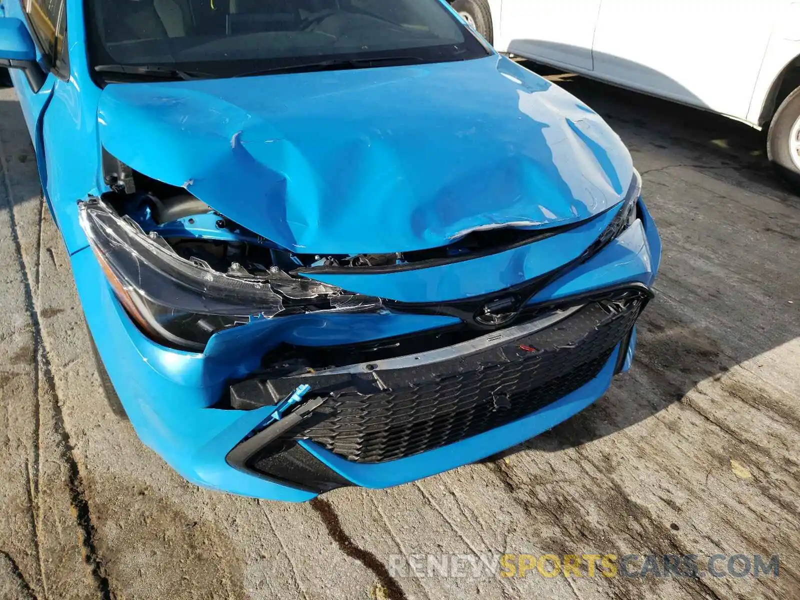 9 Photograph of a damaged car JTNK4RBE8K3034128 TOYOTA COROLLA 2019