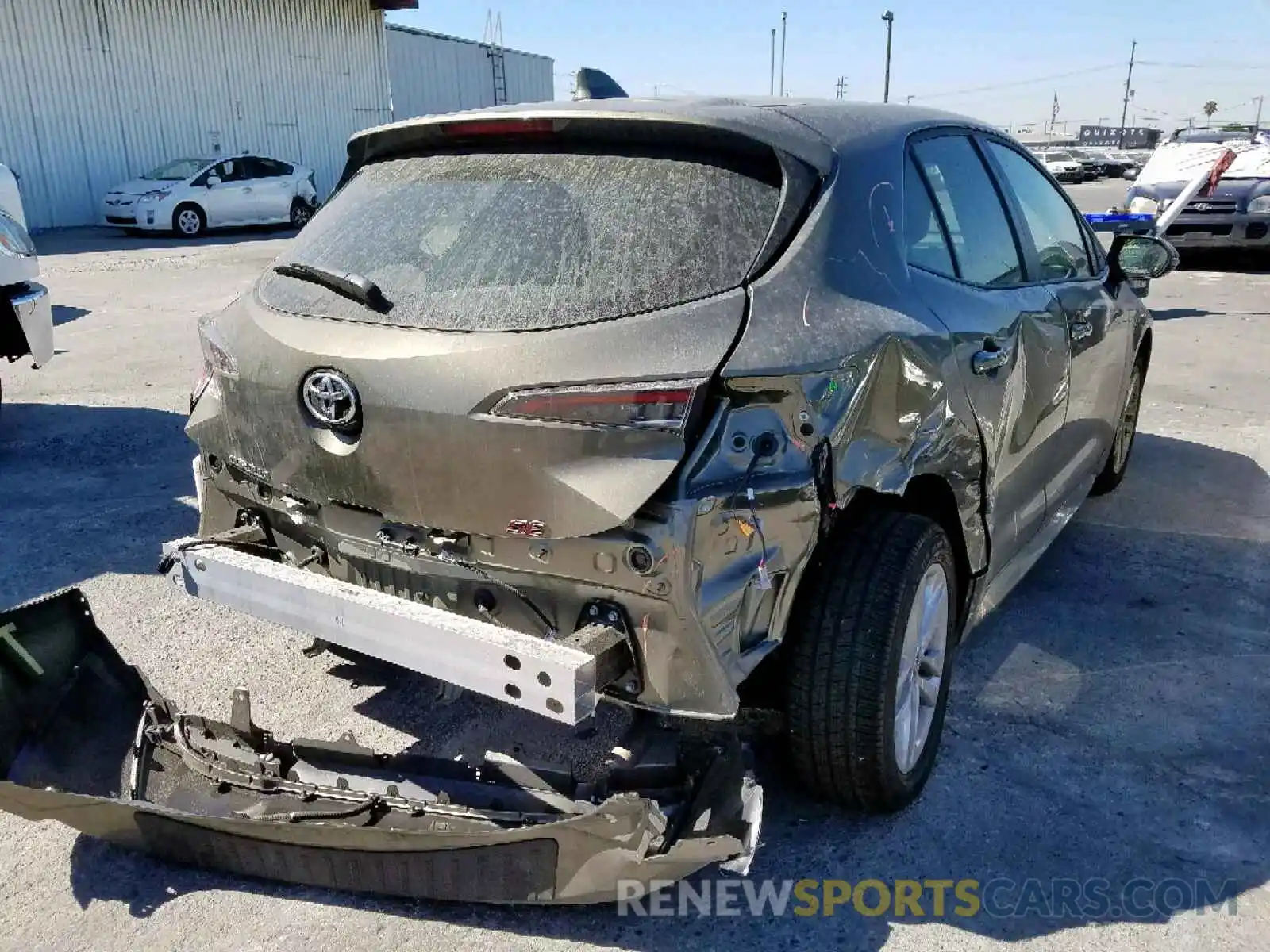 4 Photograph of a damaged car JTNK4RBE8K3034243 TOYOTA COROLLA 2019