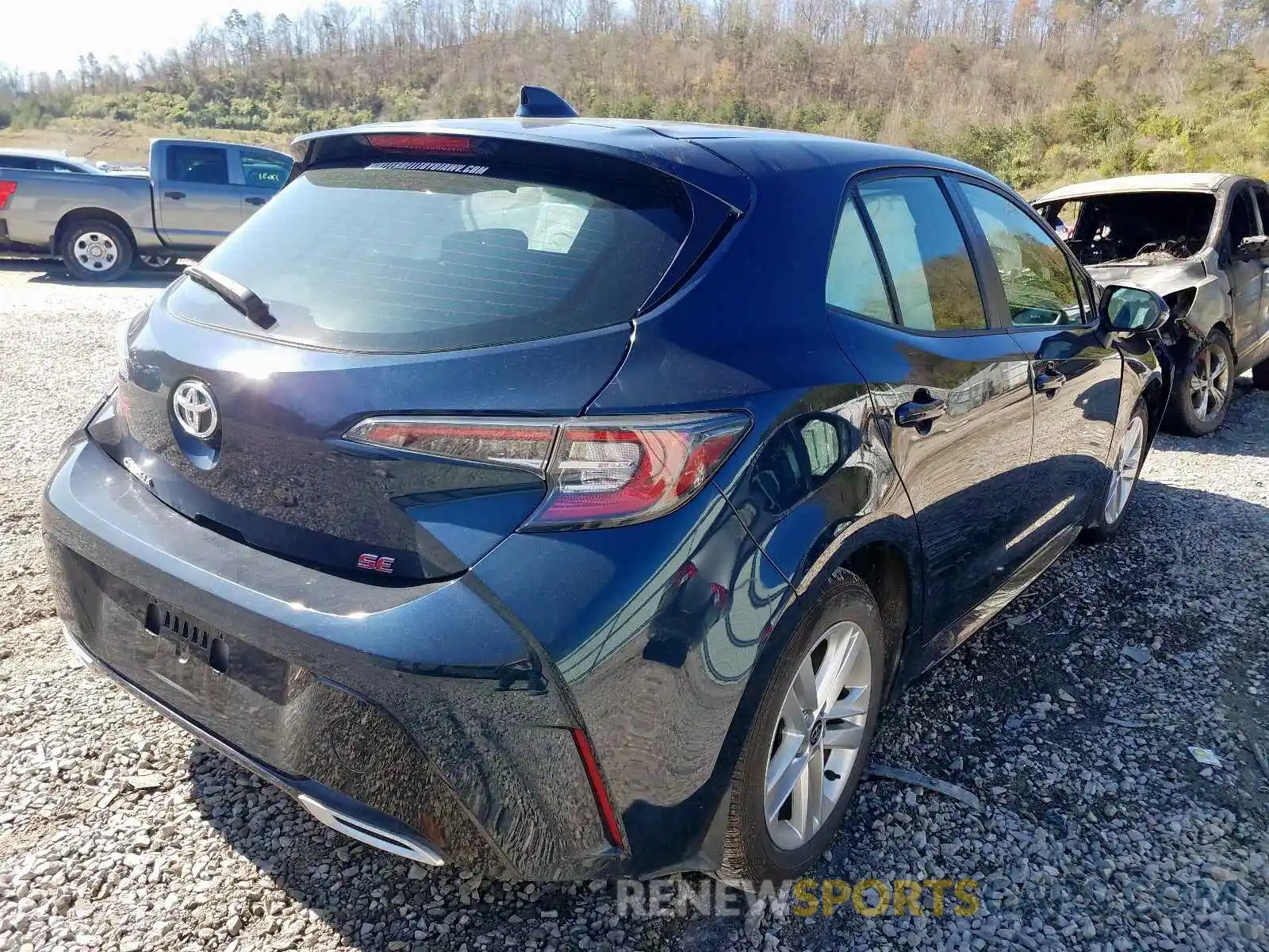 4 Photograph of a damaged car JTNK4RBE8K3037062 TOYOTA COROLLA 2019