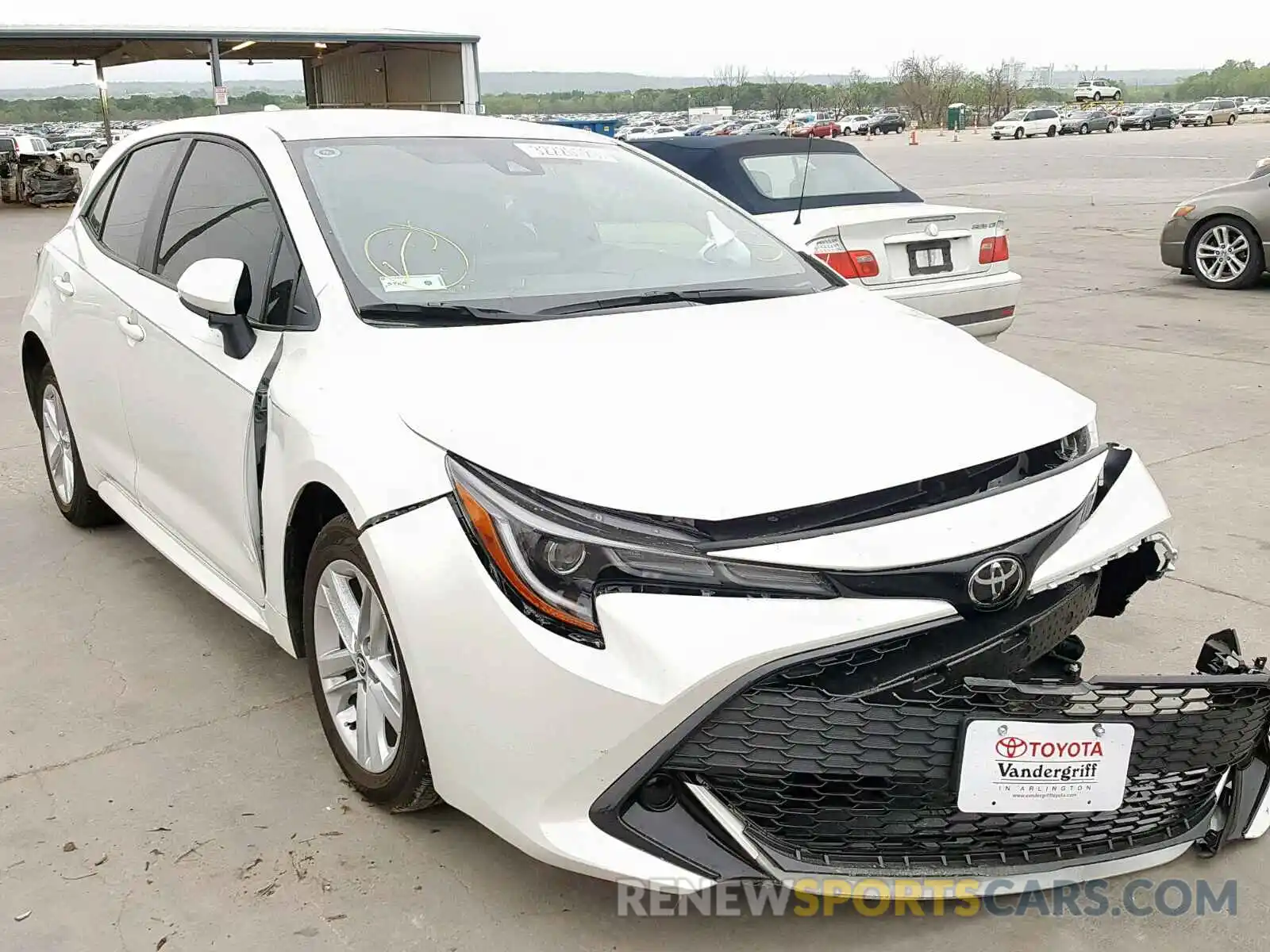 1 Photograph of a damaged car JTNK4RBE8K3038860 TOYOTA COROLLA 2019