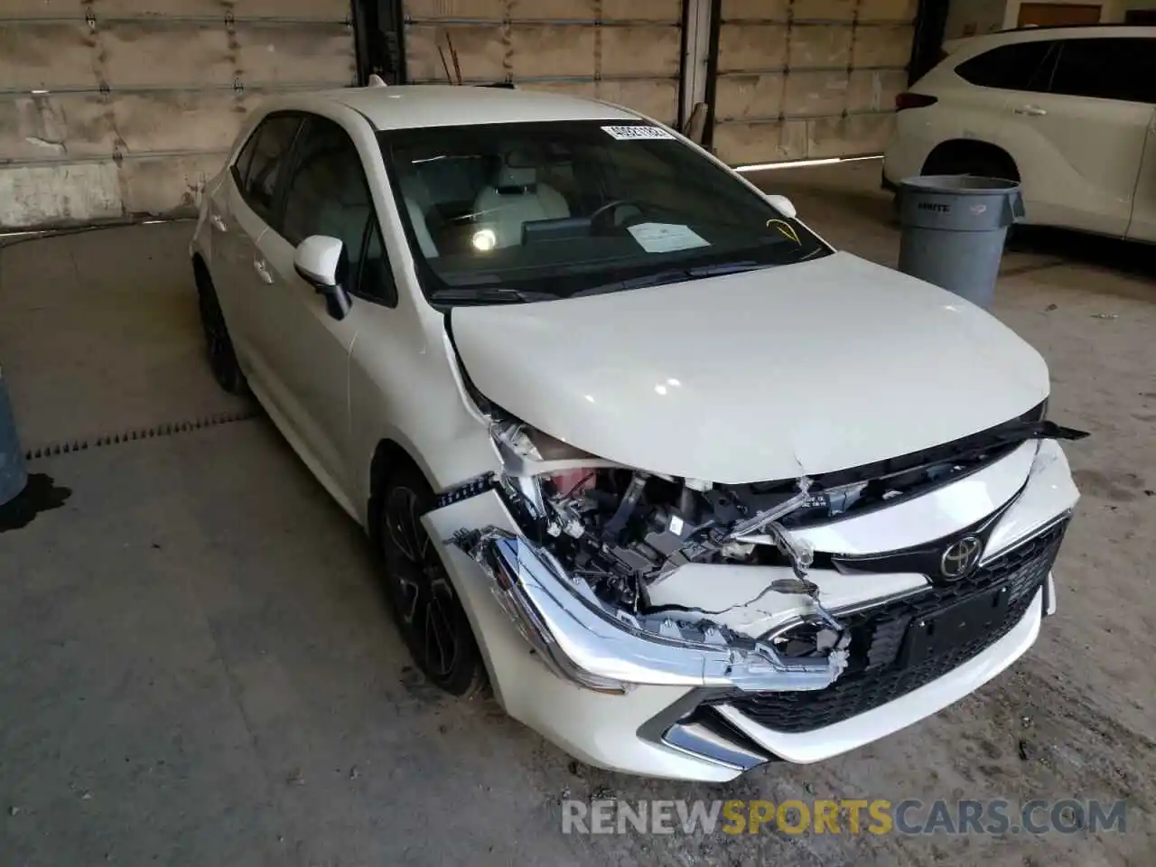 1 Photograph of a damaged car JTNK4RBE8K3040267 TOYOTA COROLLA 2019