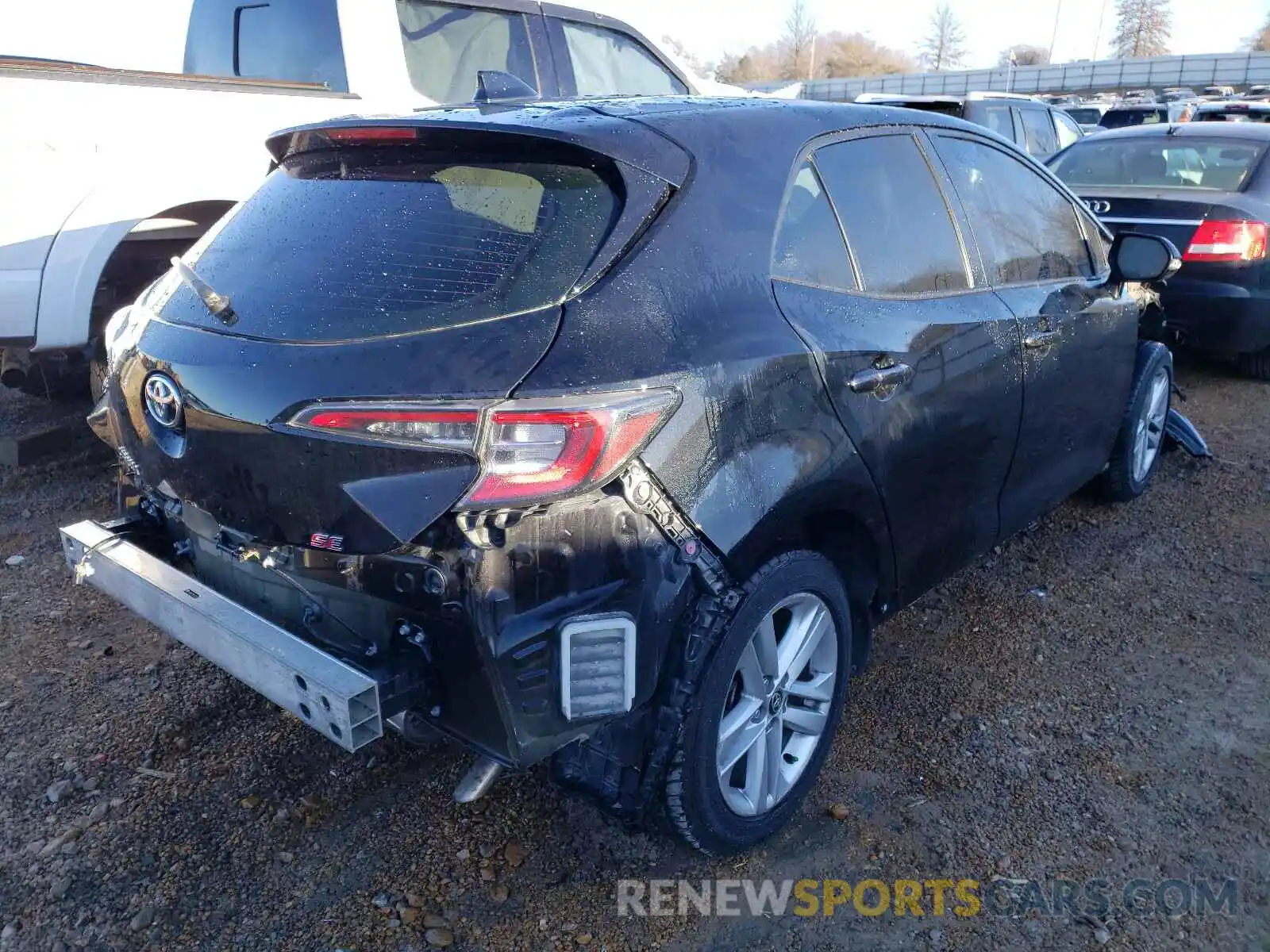 4 Photograph of a damaged car JTNK4RBE8K3045758 TOYOTA COROLLA 2019