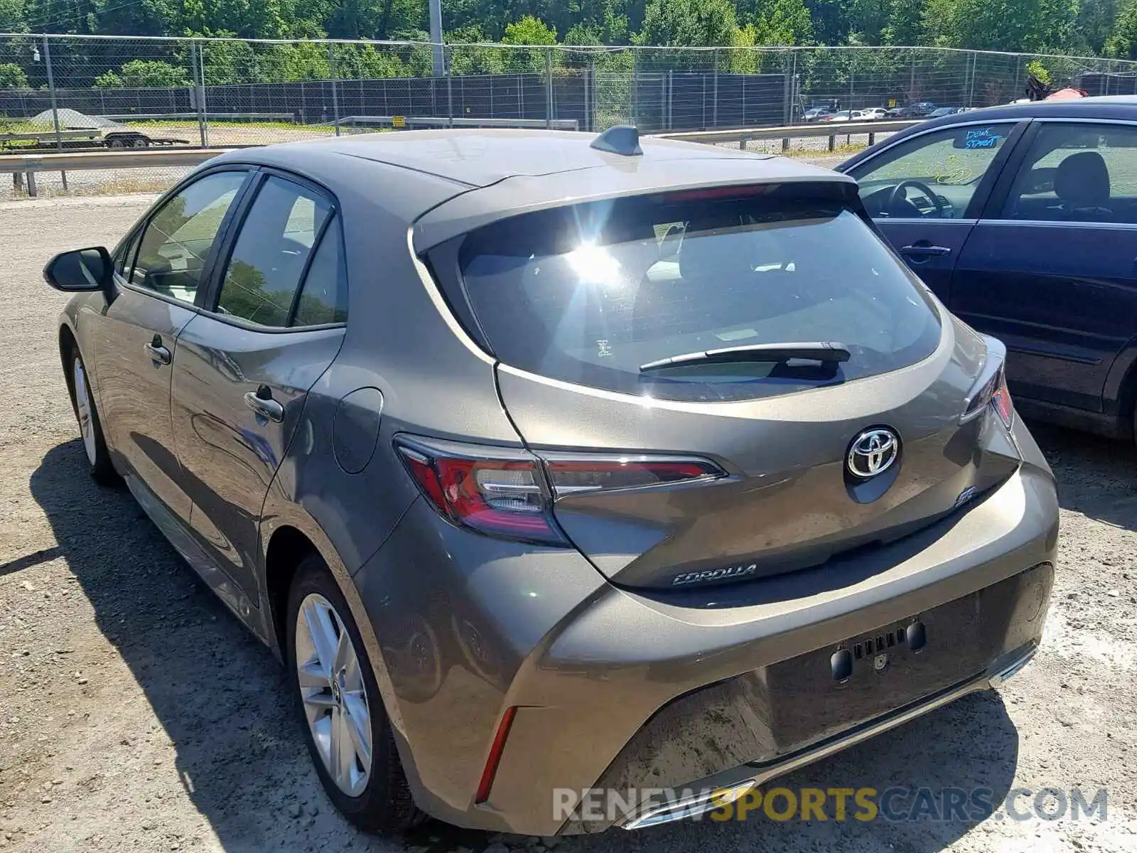 3 Photograph of a damaged car JTNK4RBE8K3048269 TOYOTA COROLLA 2019