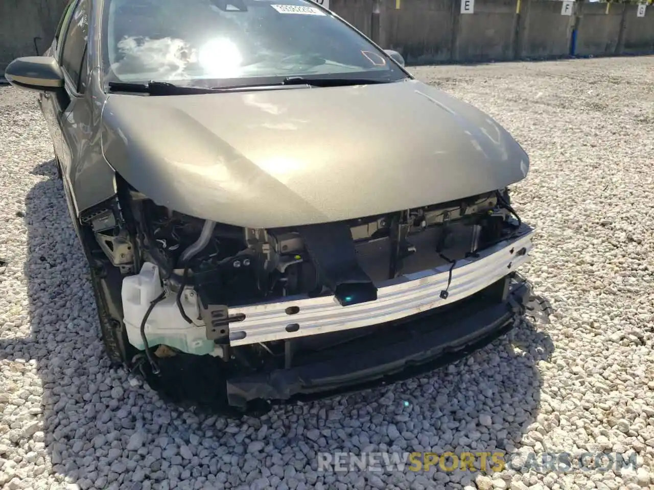 9 Photograph of a damaged car JTNK4RBE8K3052158 TOYOTA COROLLA 2019