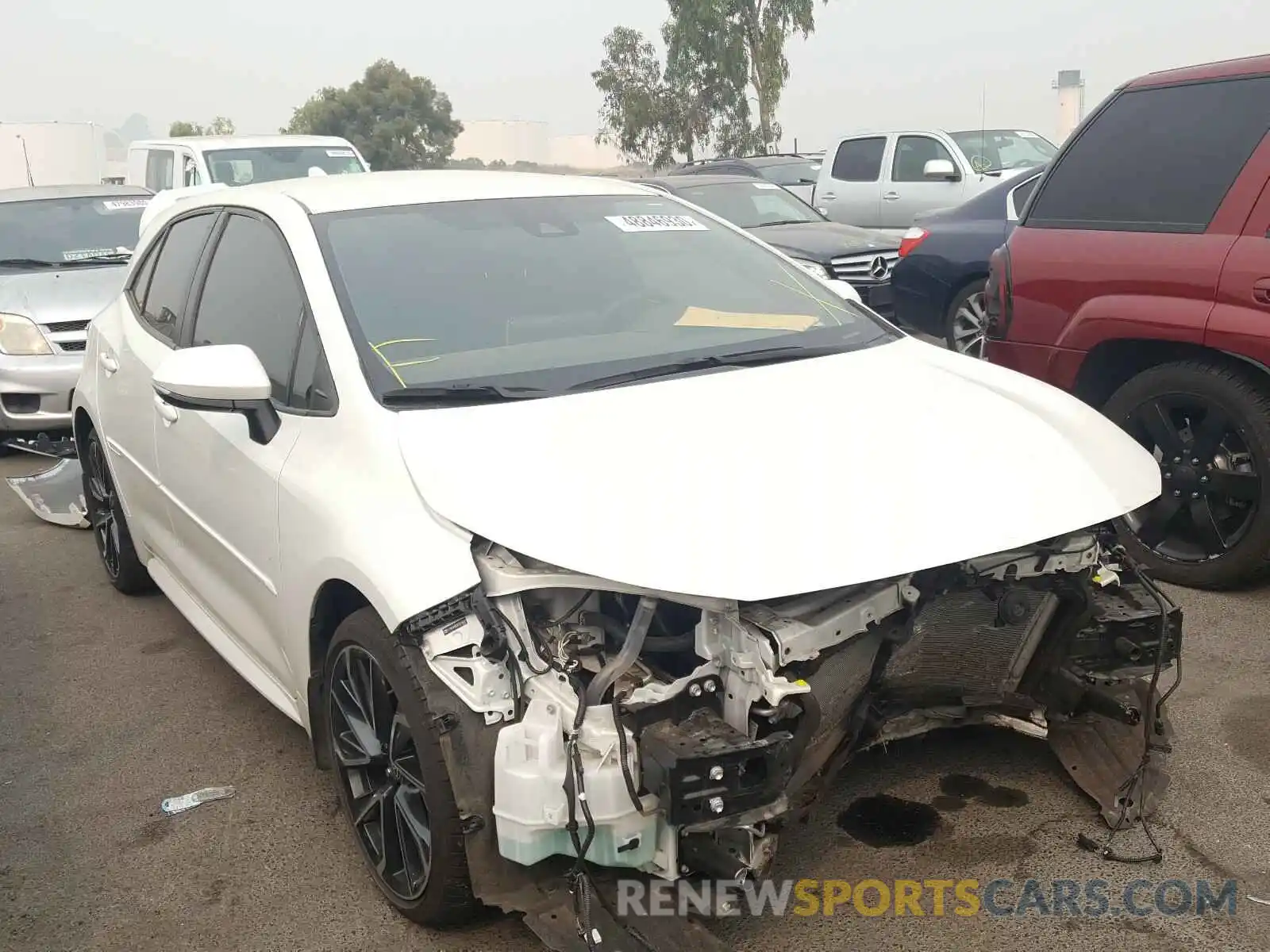 1 Photograph of a damaged car JTNK4RBE8K3056629 TOYOTA COROLLA 2019