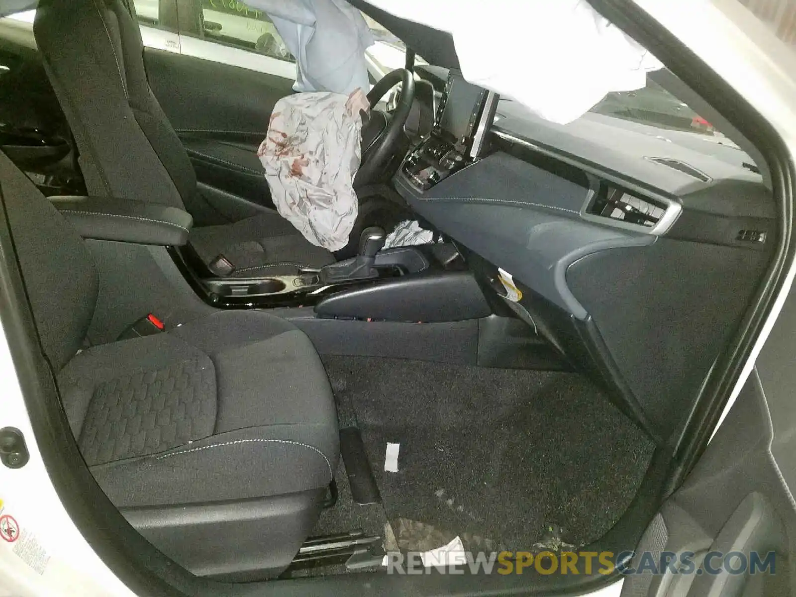 5 Photograph of a damaged car JTNK4RBE8K3056744 TOYOTA COROLLA 2019