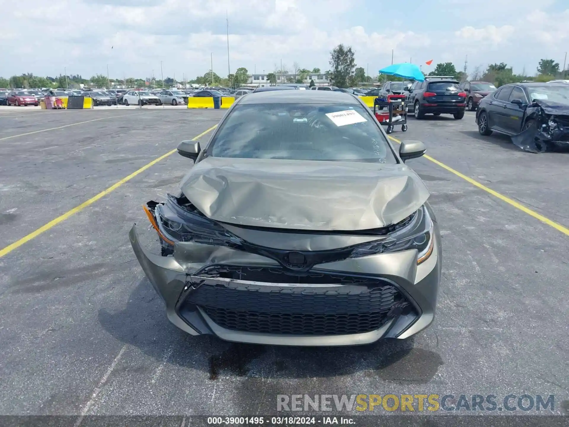 12 Photograph of a damaged car JTNK4RBE8K3058901 TOYOTA COROLLA 2019