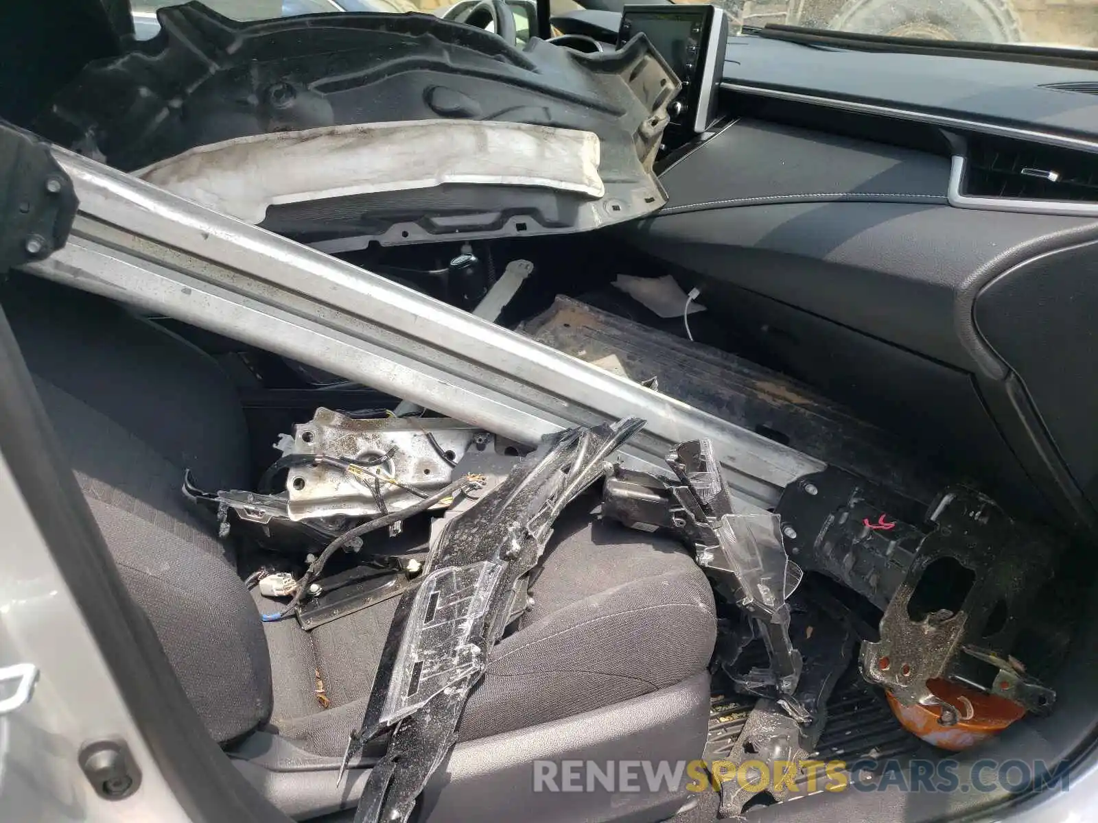 5 Photograph of a damaged car JTNK4RBE8K3062043 TOYOTA COROLLA 2019