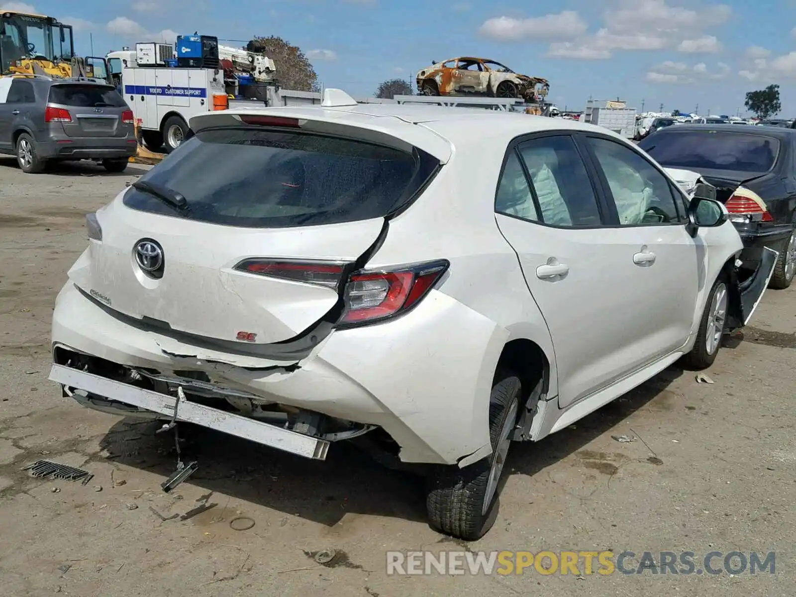 4 Photograph of a damaged car JTNK4RBE9K3001140 TOYOTA COROLLA 2019