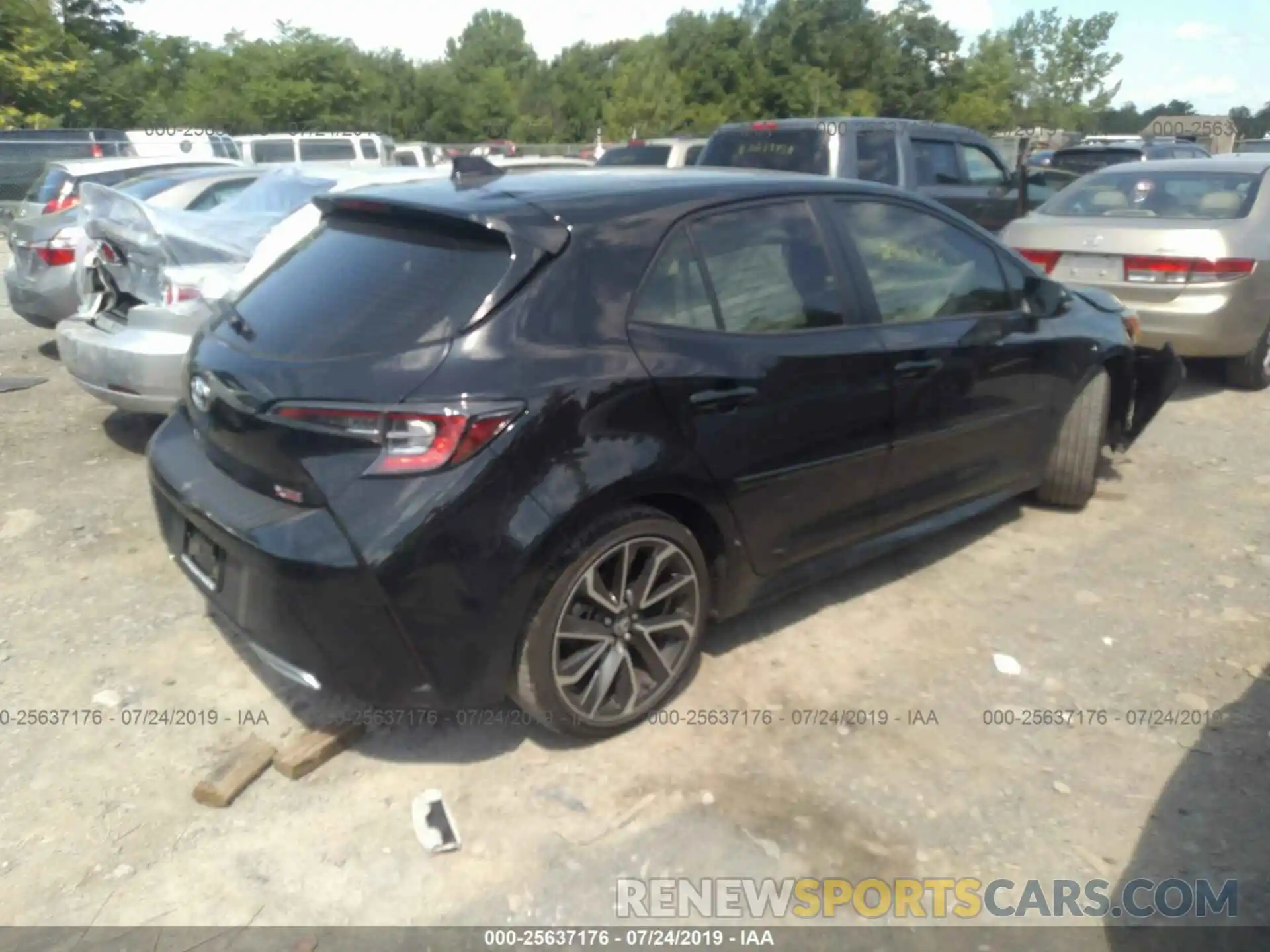 4 Photograph of a damaged car JTNK4RBE9K3001509 TOYOTA COROLLA 2019