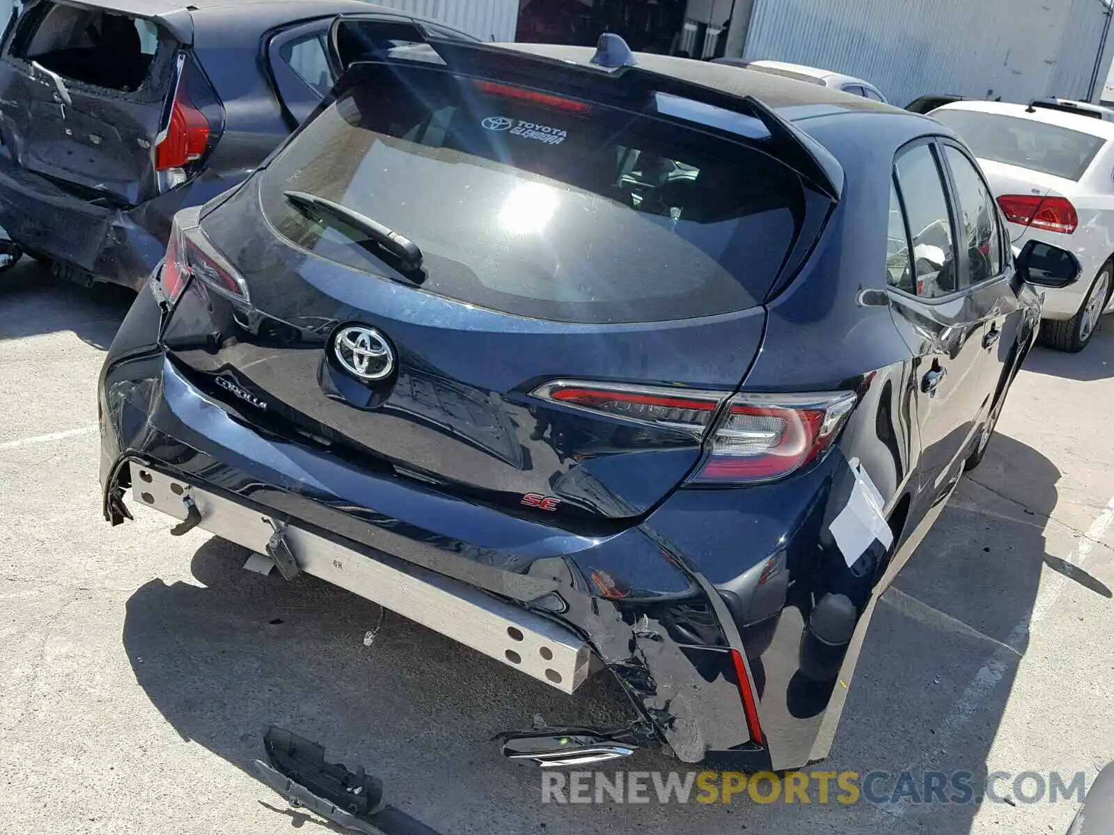 4 Photograph of a damaged car JTNK4RBE9K3008086 TOYOTA COROLLA 2019