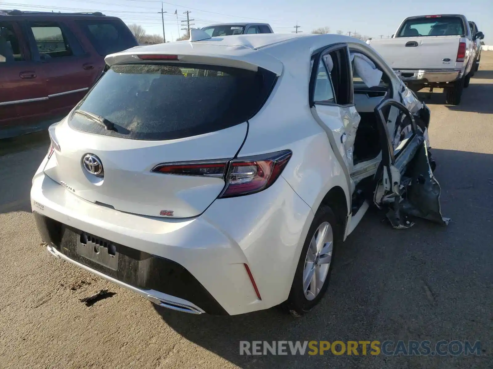 4 Photograph of a damaged car JTNK4RBE9K3022182 TOYOTA COROLLA 2019