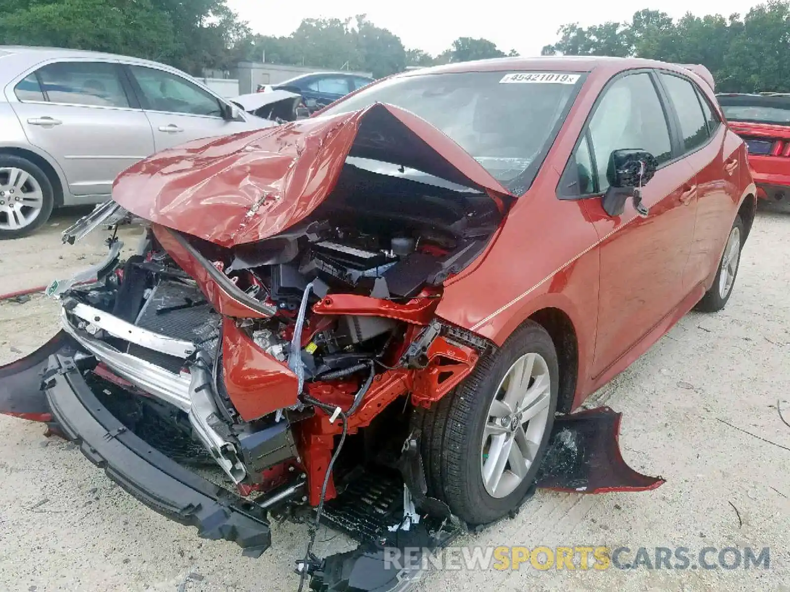 2 Photograph of a damaged car JTNK4RBE9K3031481 TOYOTA COROLLA 2019