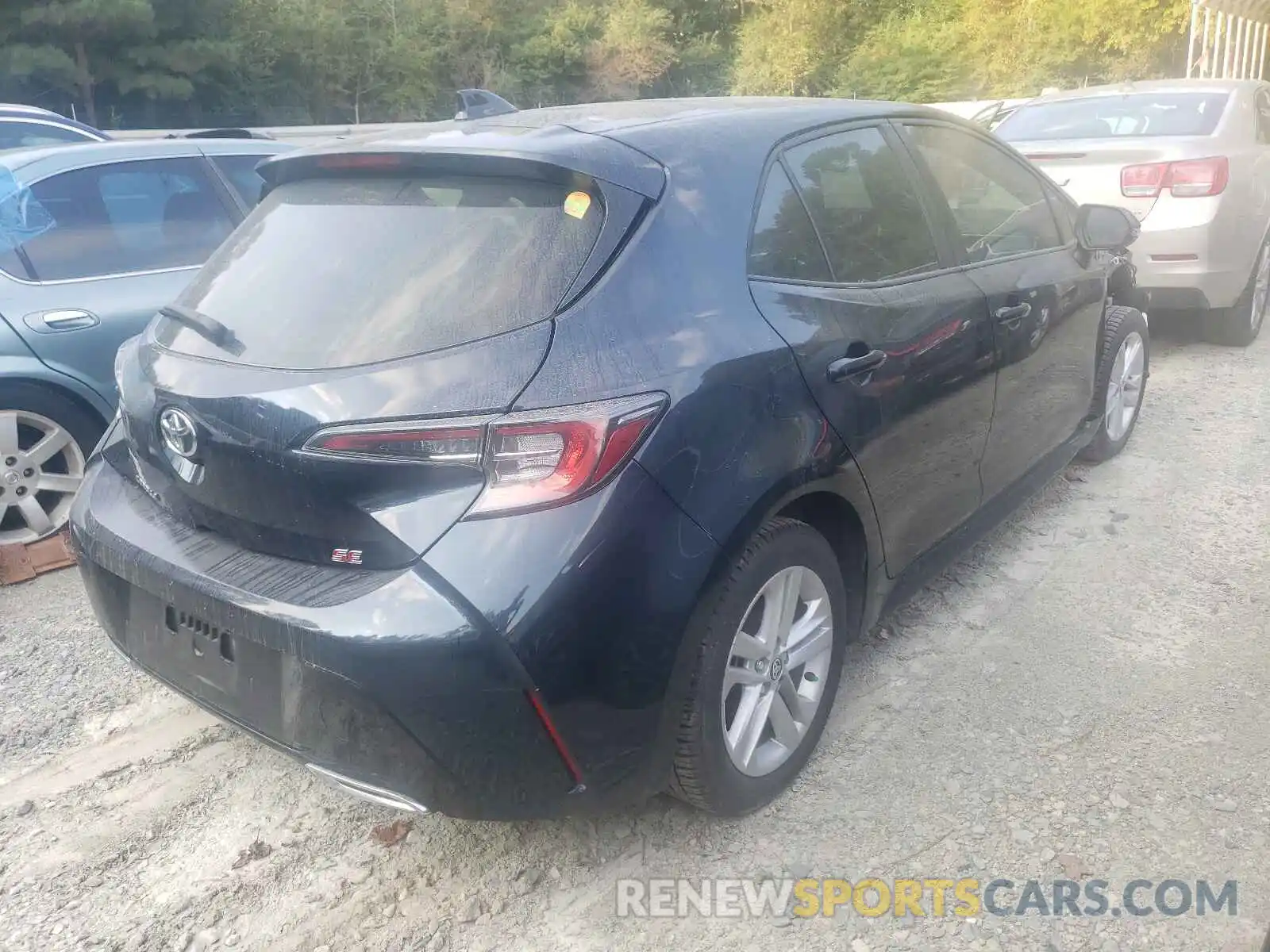 4 Photograph of a damaged car JTNK4RBE9K3034025 TOYOTA COROLLA 2019