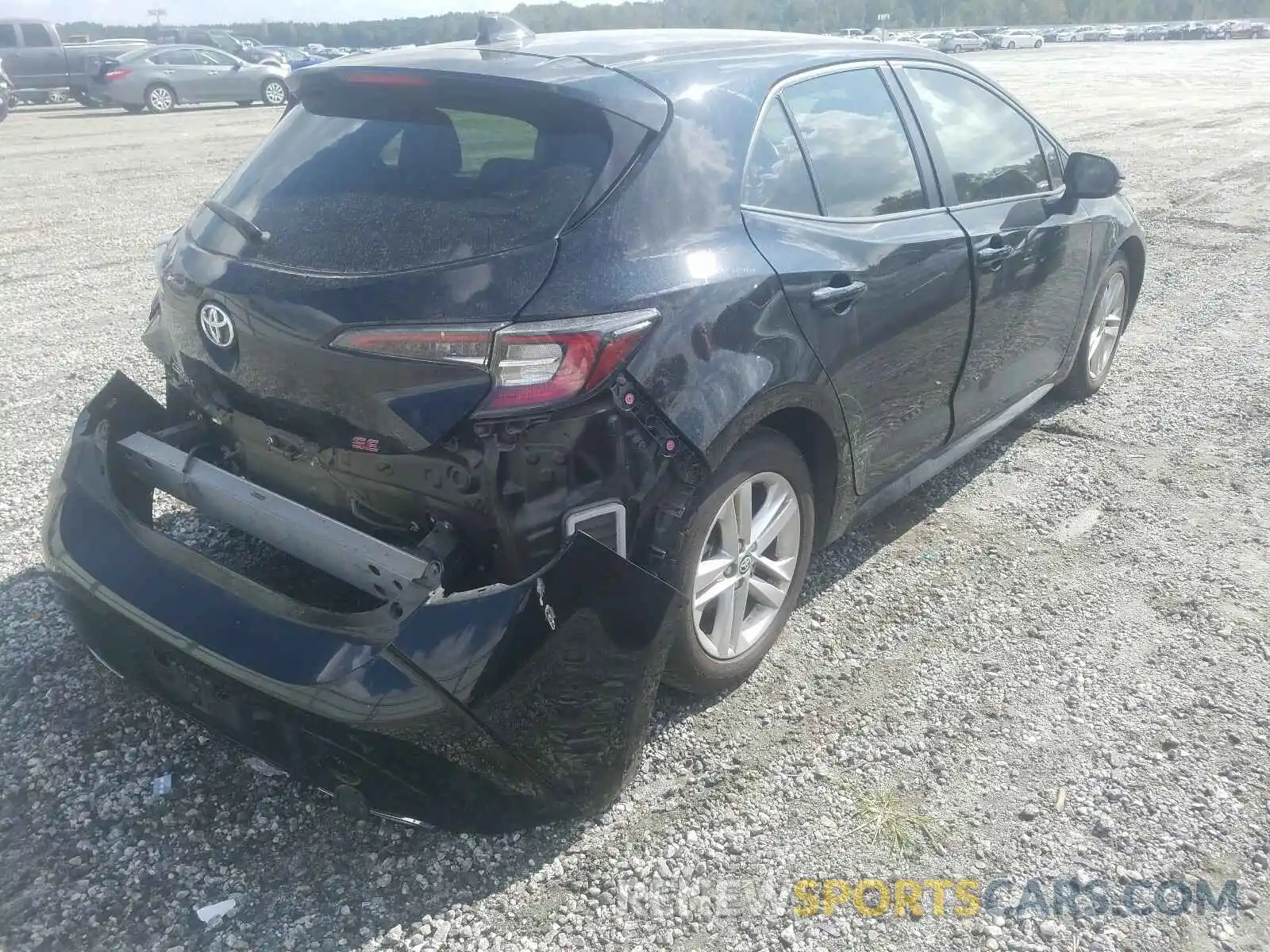 4 Photograph of a damaged car JTNK4RBE9K3036986 TOYOTA COROLLA 2019