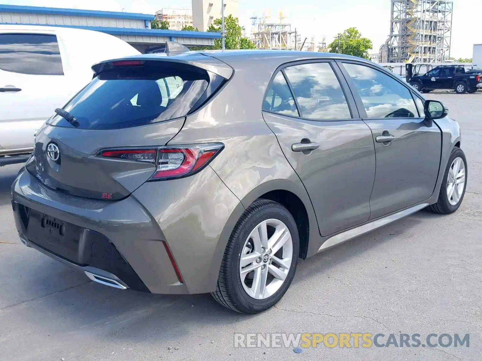 4 Photograph of a damaged car JTNK4RBE9K3045865 TOYOTA COROLLA 2019