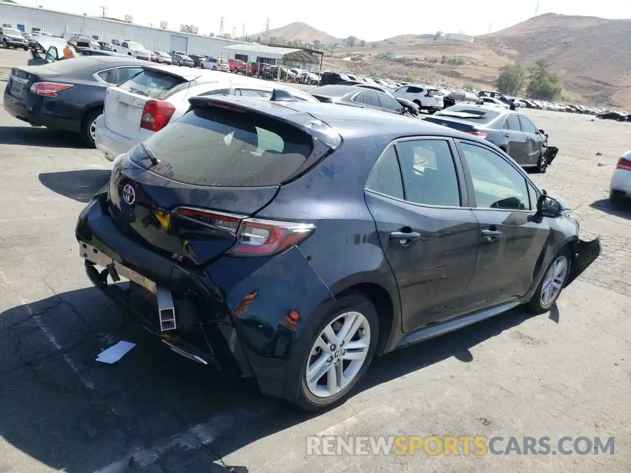 4 Photograph of a damaged car JTNK4RBE9K3047194 TOYOTA COROLLA 2019