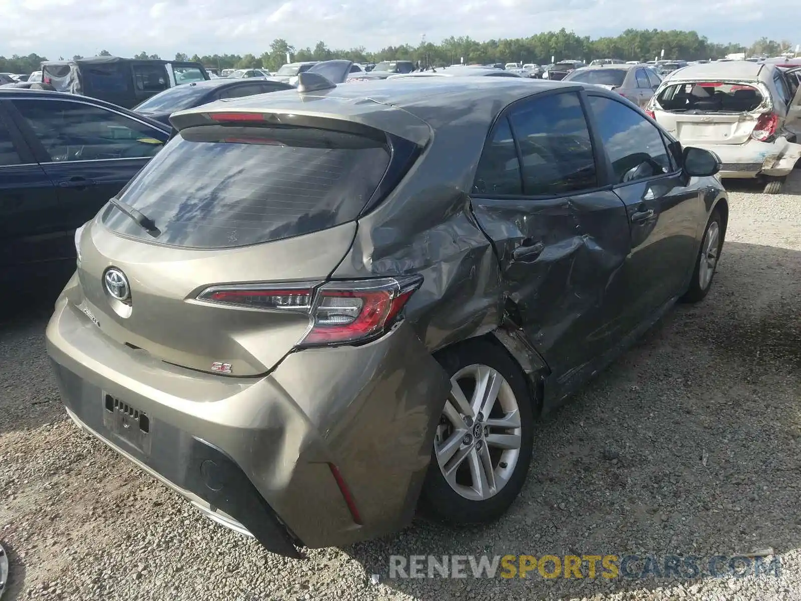 4 Photograph of a damaged car JTNK4RBE9K3060379 TOYOTA COROLLA 2019