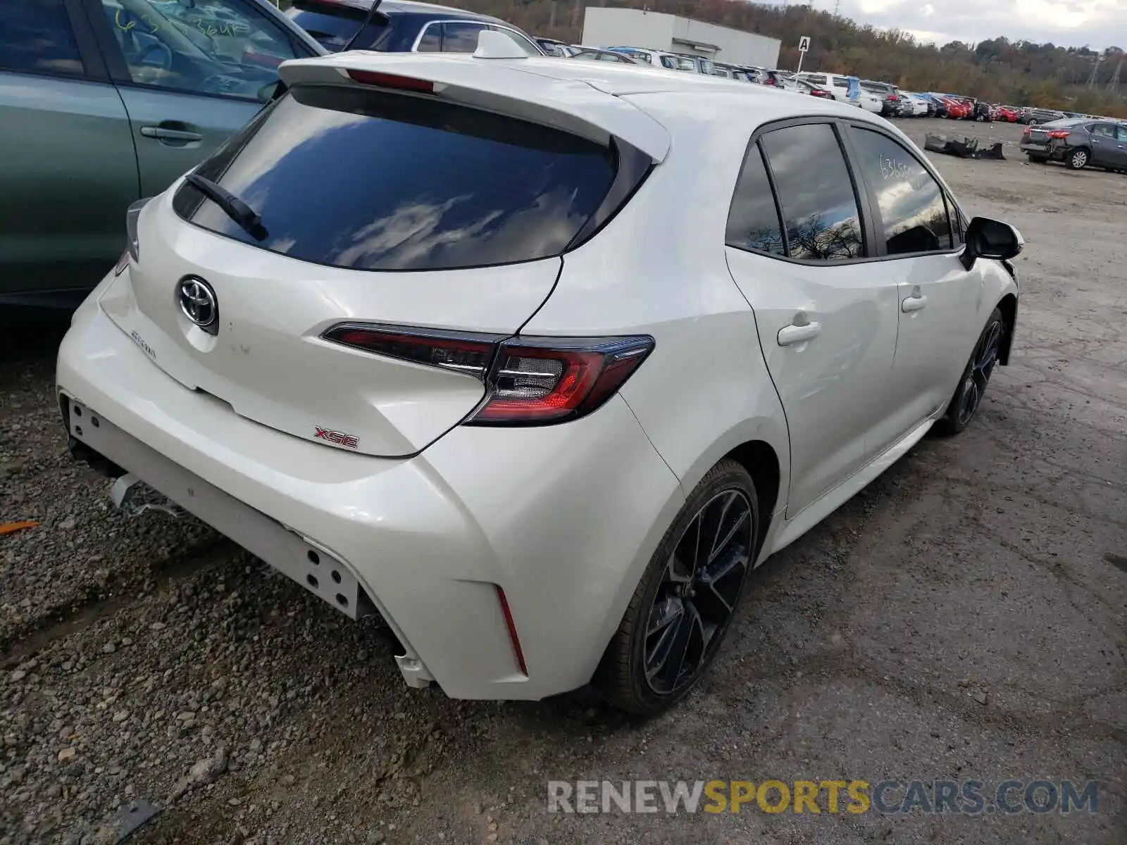 4 Photograph of a damaged car JTNK4RBEXK3003141 TOYOTA COROLLA 2019