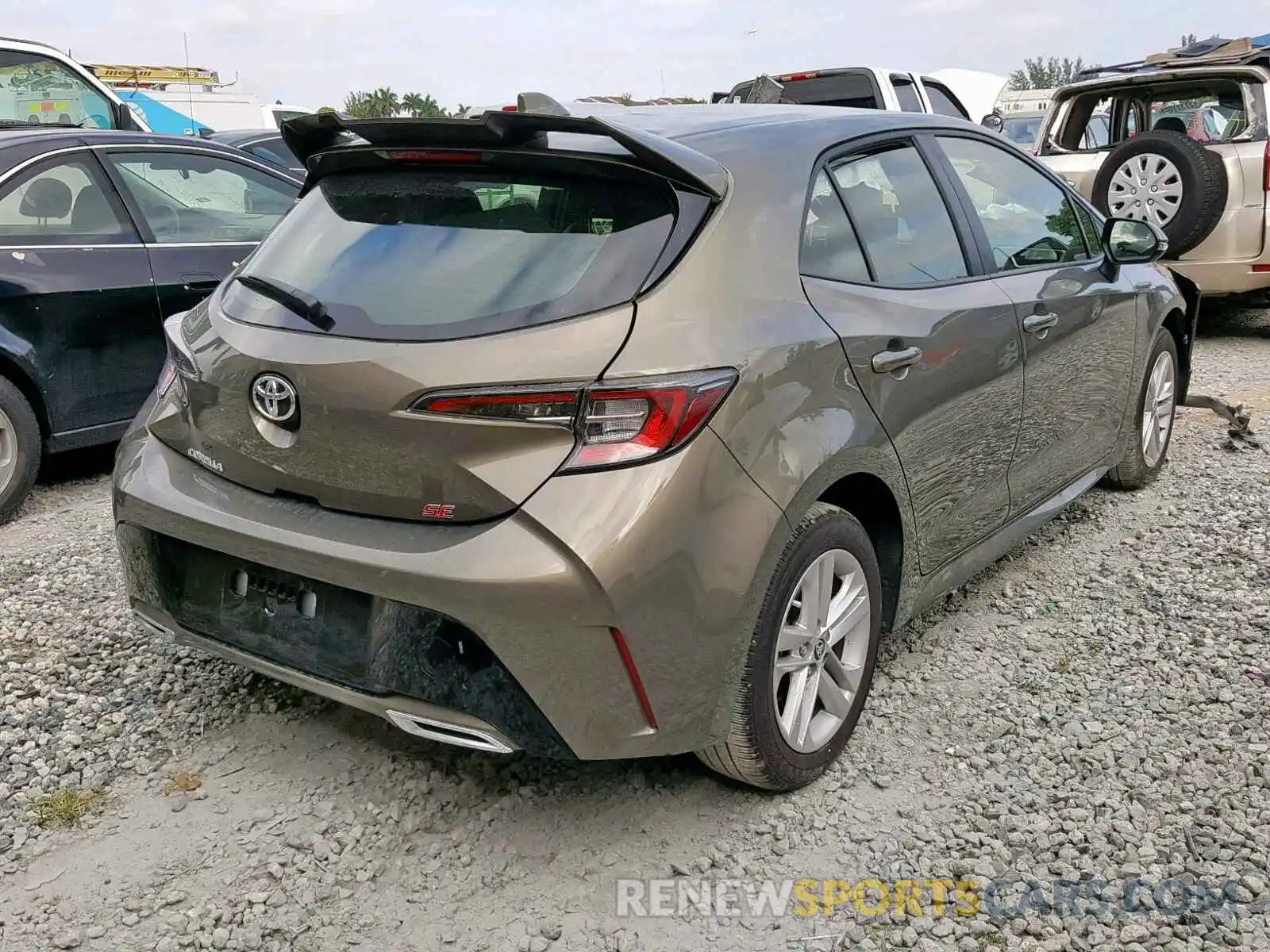 4 Photograph of a damaged car JTNK4RBEXK3014608 TOYOTA COROLLA 2019