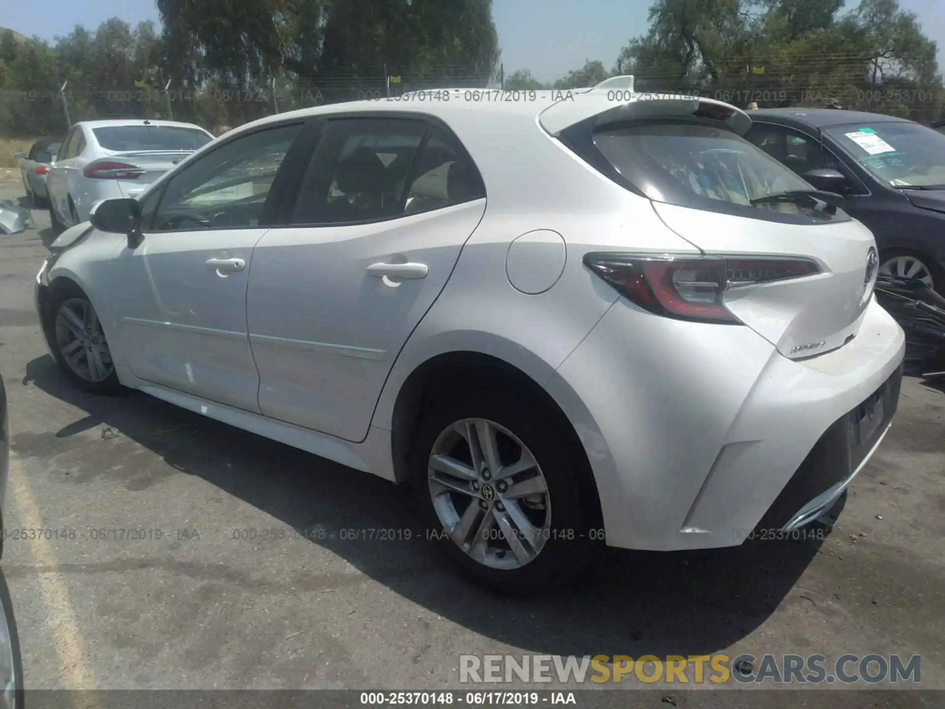 3 Photograph of a damaged car JTNK4RBEXK3020635 TOYOTA COROLLA 2019